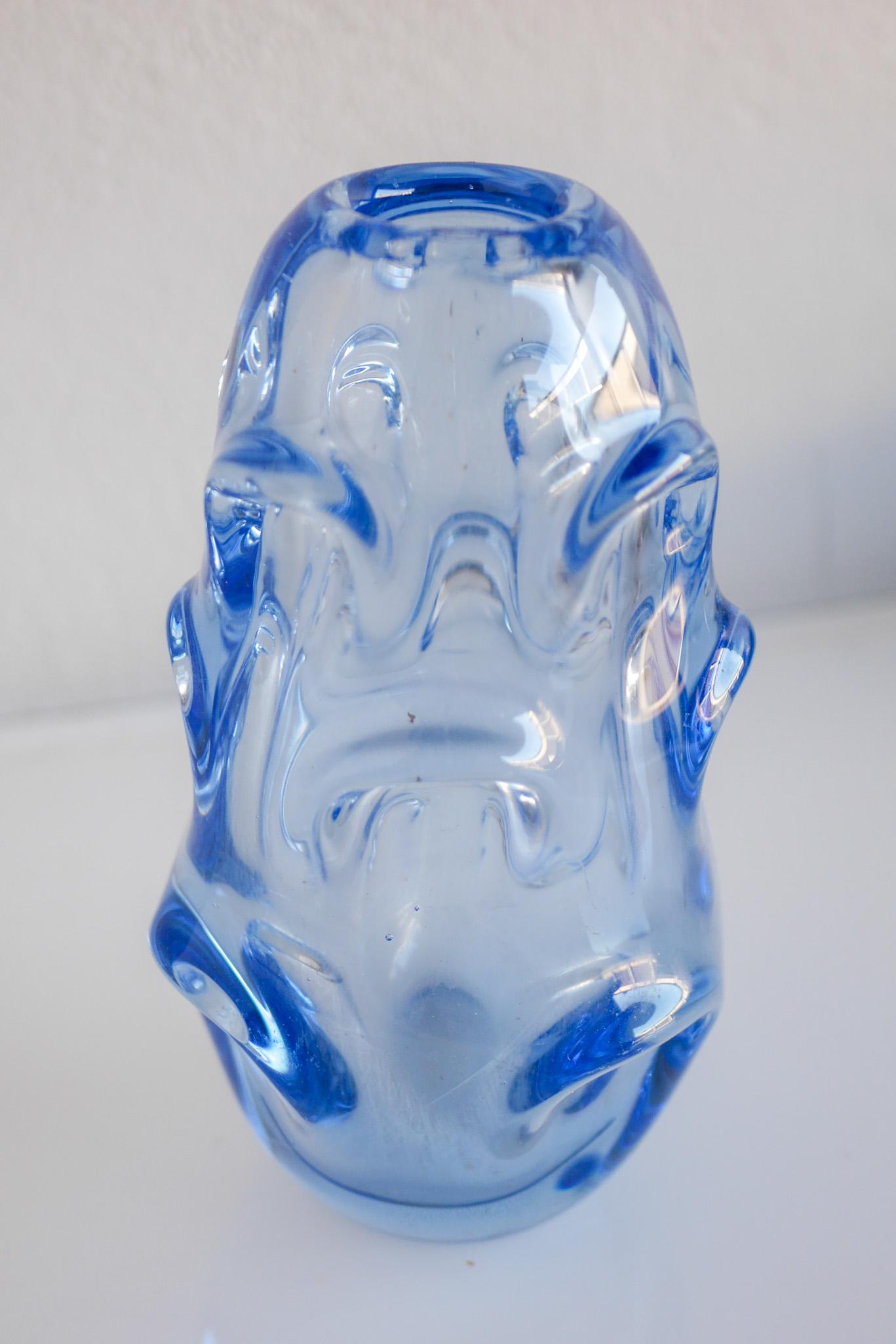 Pale Baby Blue Art Glass Vase by Börne Augustsson for Åseda, Sweden In Good Condition For Sale In Skarpnäck, SE