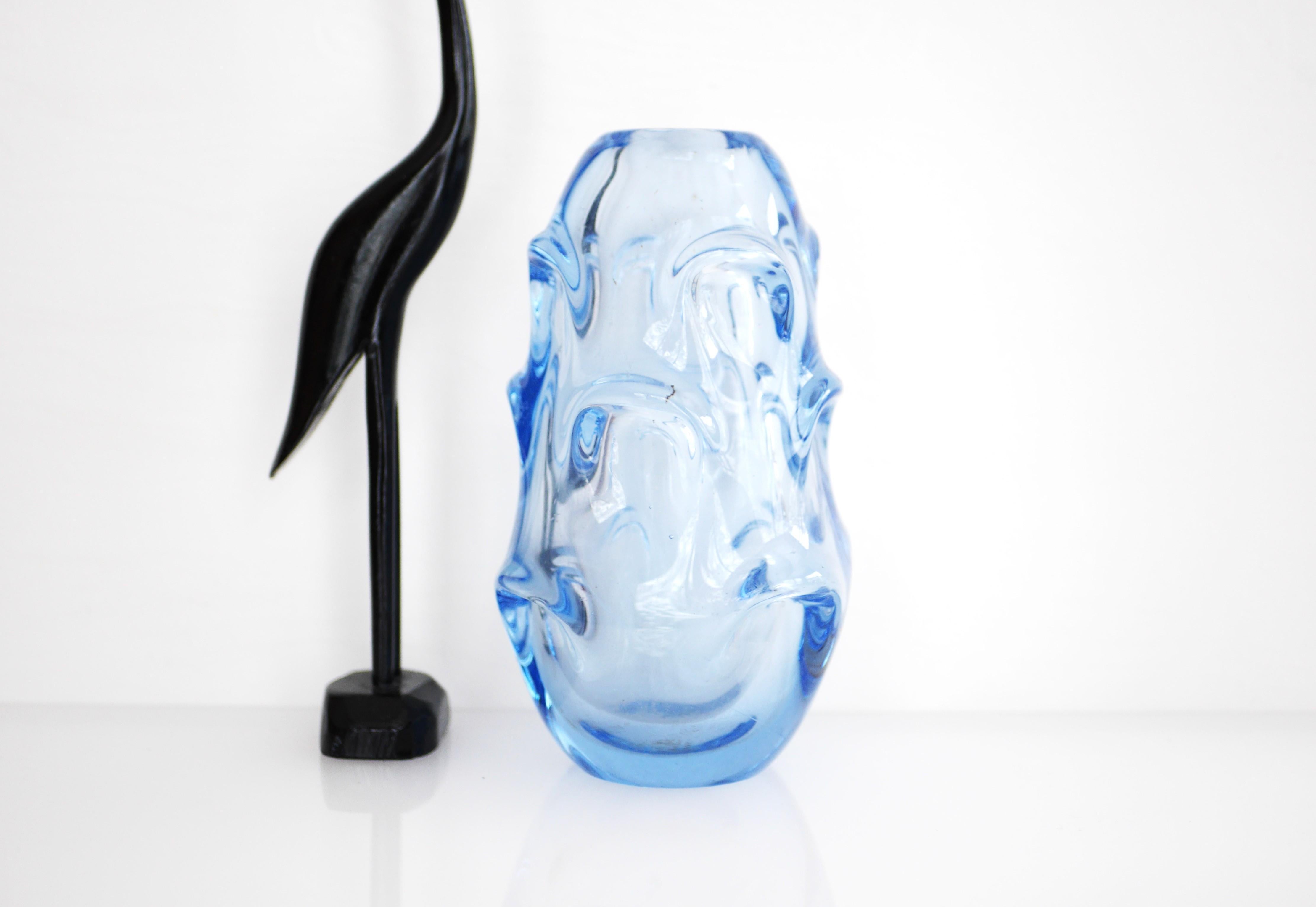 Pale Baby Blue Art Glass Vase by Börne Augustsson for Åseda, Sweden For Sale 3