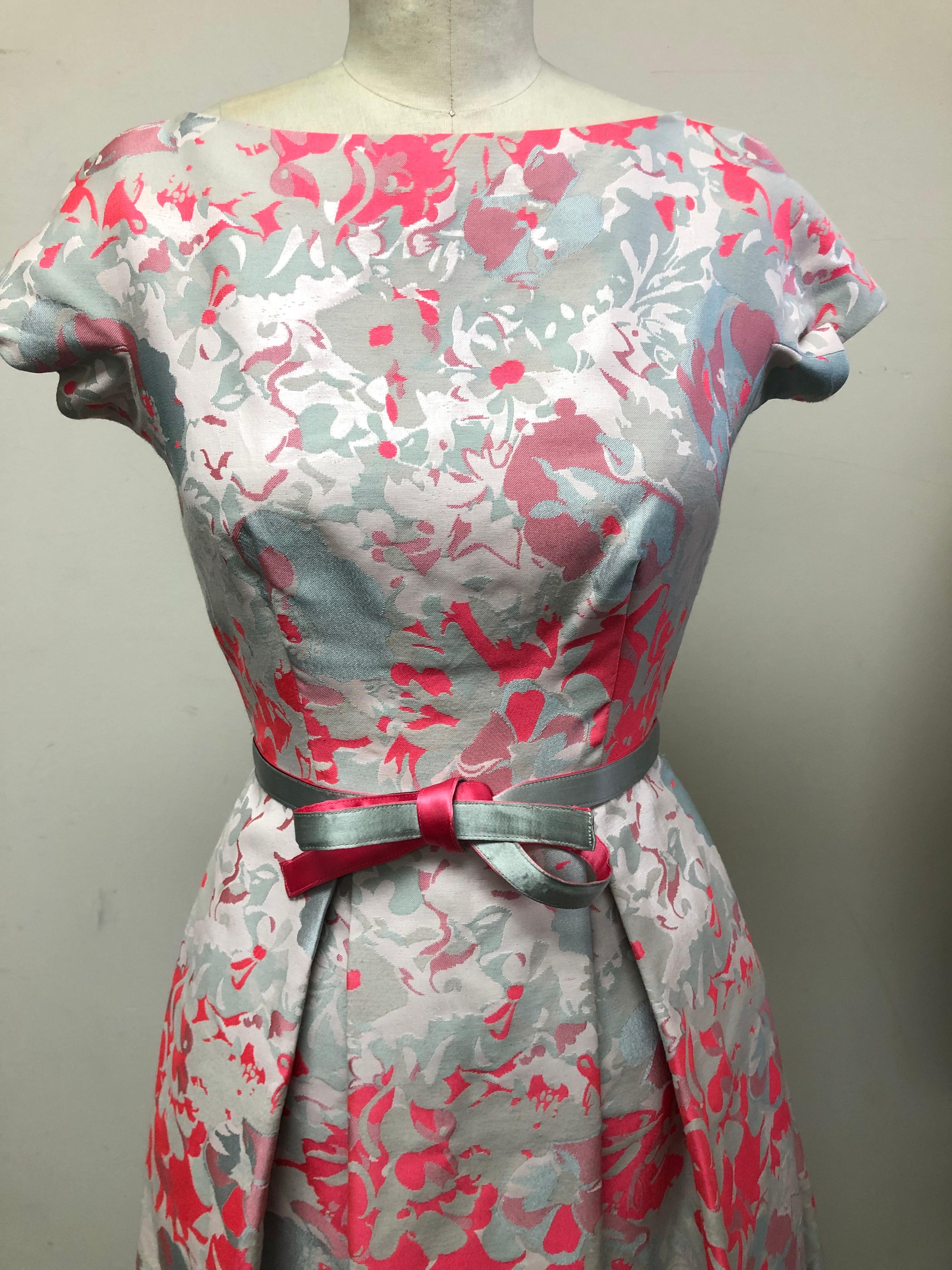 Pale Blue and Coral Abstract Floral Fit and Flare Cotton Pleated Dress with Belt In Excellent Condition For Sale In Los Angeles, CA