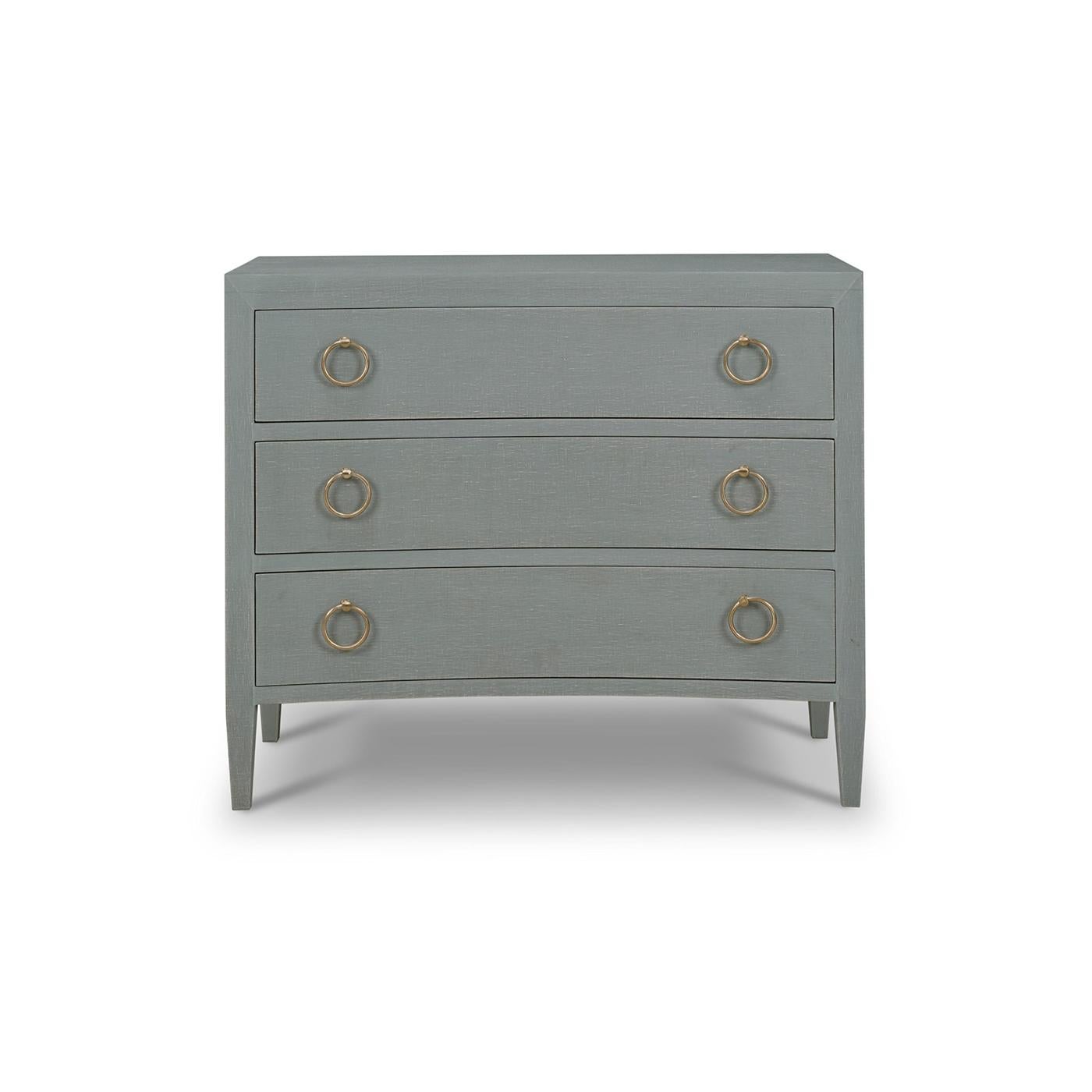 Un'aggiunta elegante e sofisticata a qualsiasi spazio abitativo contemporaneo. Questo pezzo elegante presenta un design elegante e minimalista avvolto in un morbido lino blu pallido, che emana un'estetica calma e serena.

La sottile texture della