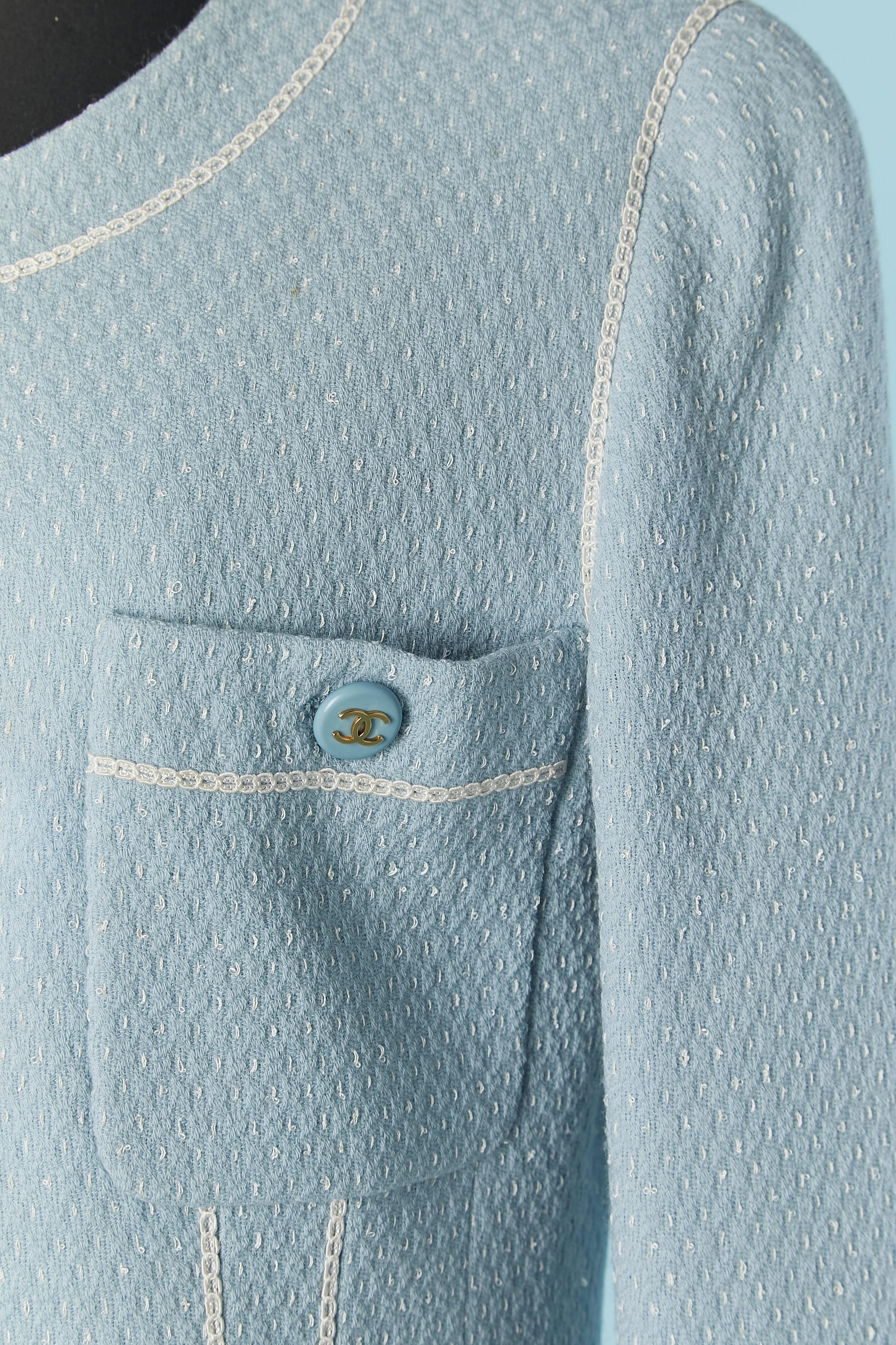Veste longue en tweed bleu pâle à simple boutonnage CHANEL Boutique fo Bergdorf Goodman Bon état - En vente à Saint-Ouen-Sur-Seine, FR