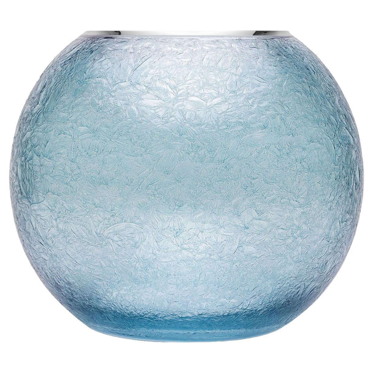 Vase sphérique bleu pâle de Vetrerie di Empoli en vente