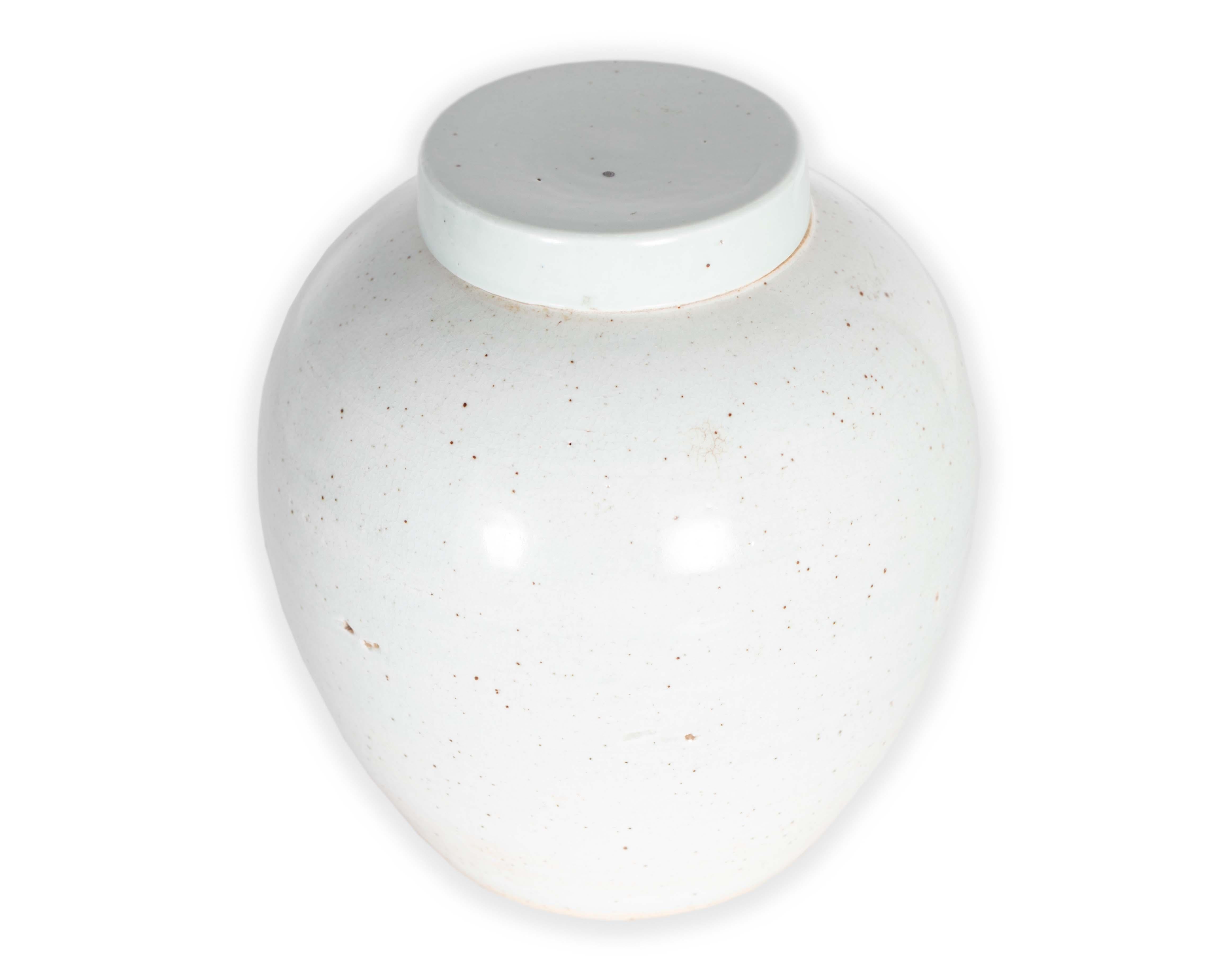Other Pale Celadon Crackle Glaze Vase with Lid