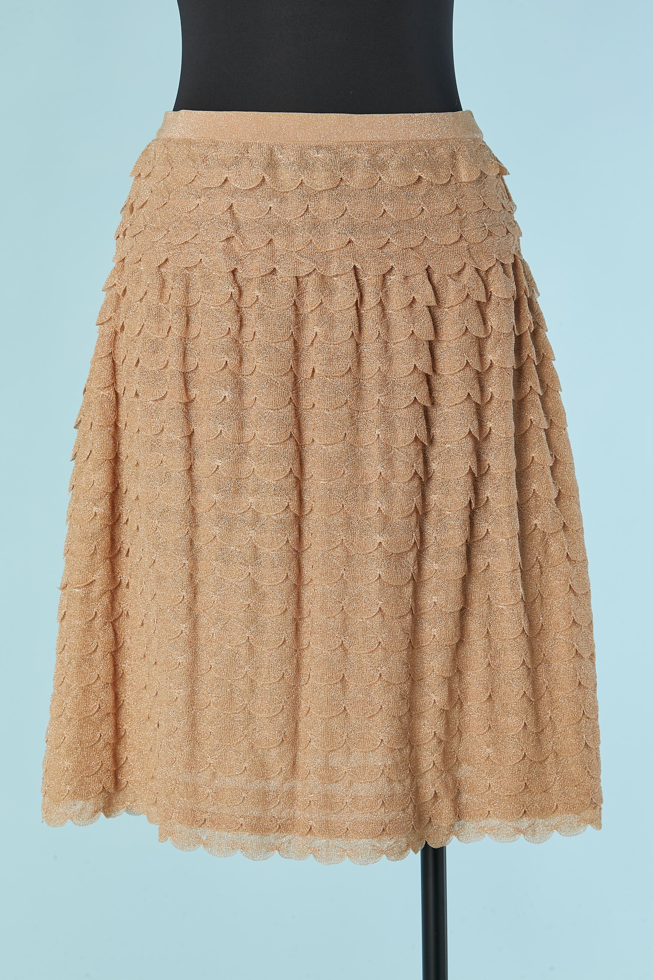 Conjunto de top y falda de punto de lúrex dorado pálido con efecto escamas Christian Dior en venta 3