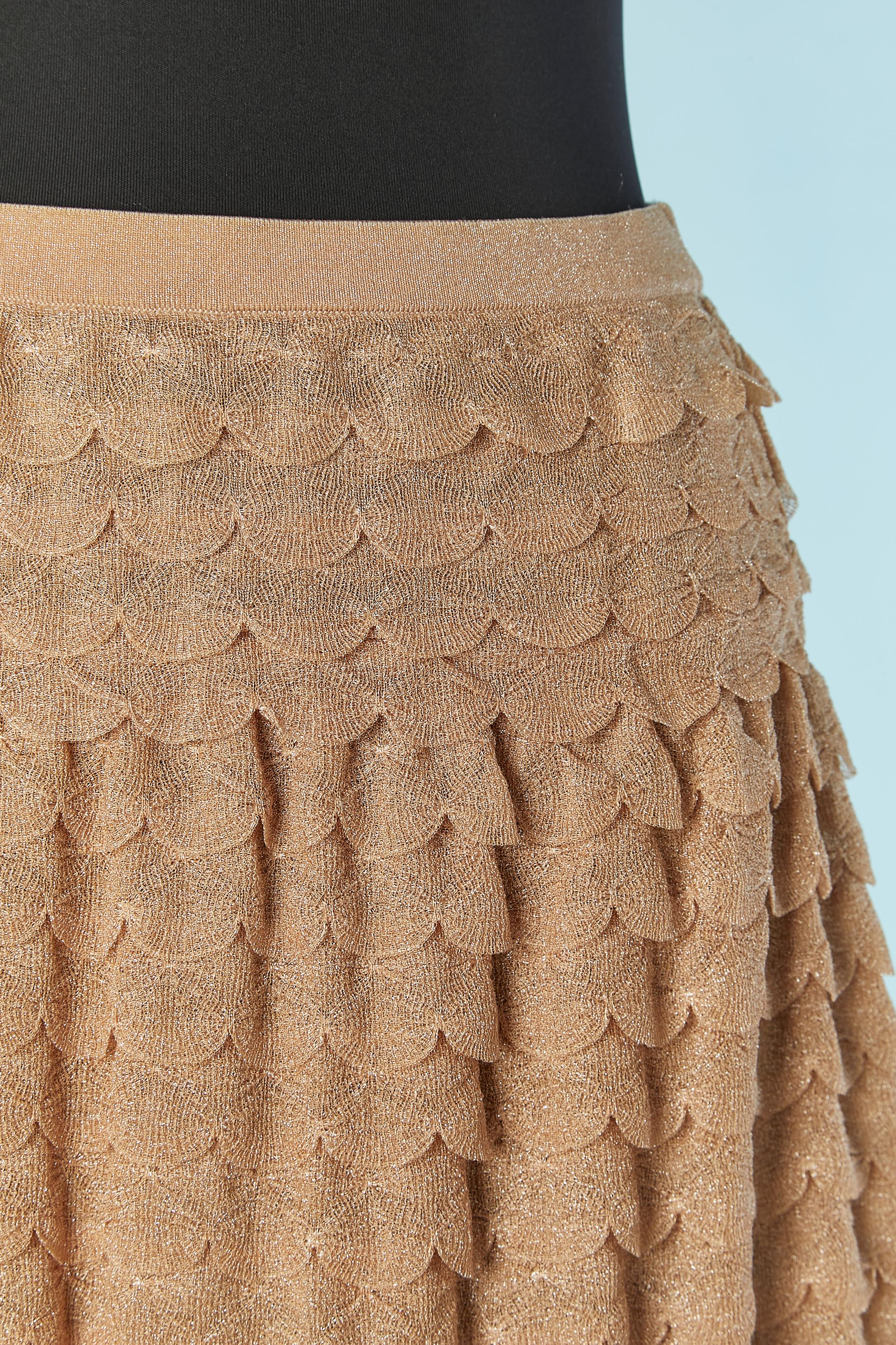 Conjunto de top y falda de punto de lúrex dorado pálido con efecto escamas Christian Dior en venta 4