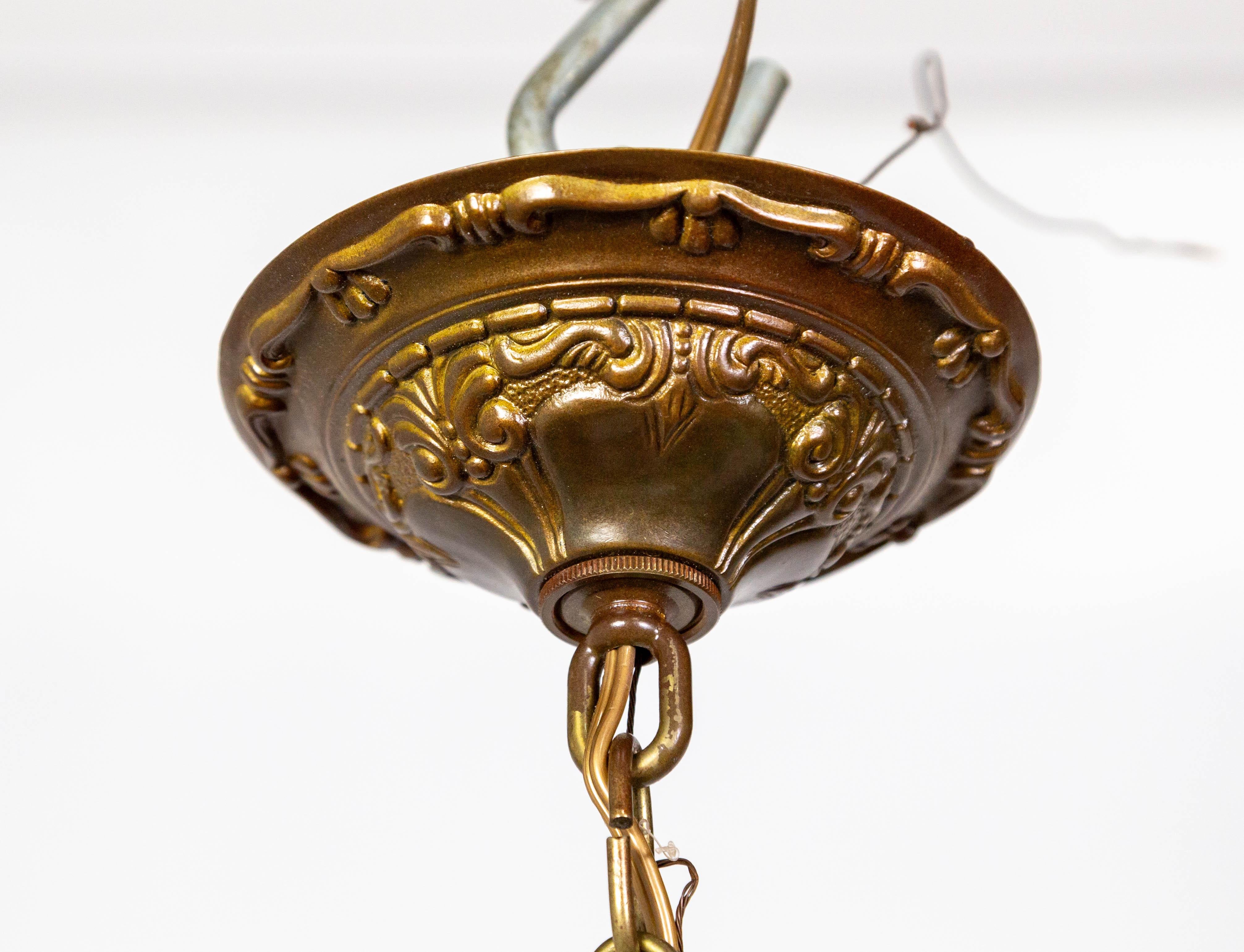 Lámpara colgante de cristal de escoria verde-ámbar pálido con adornos escénicos en venta 3
