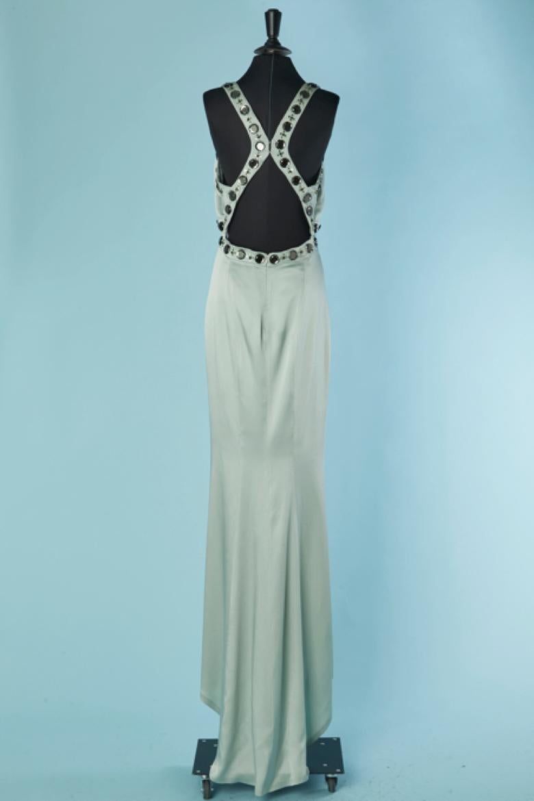 Robe de soirée vert pâle ornée de strass VERSACE COLLECTION en vente 1