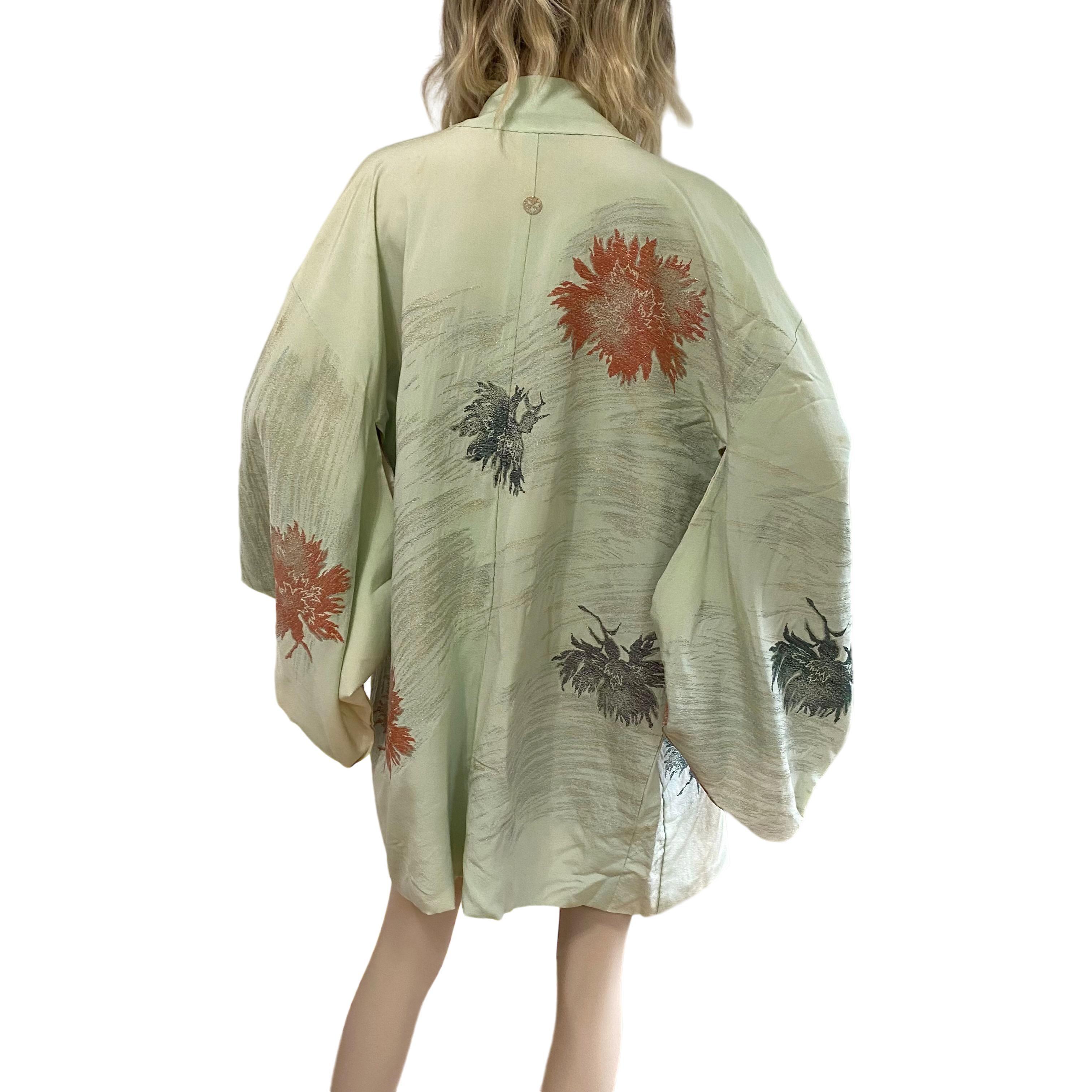 Pale Green Japanese Silk Brocade Kimono Cocoon Jacket vintage For Sale 1