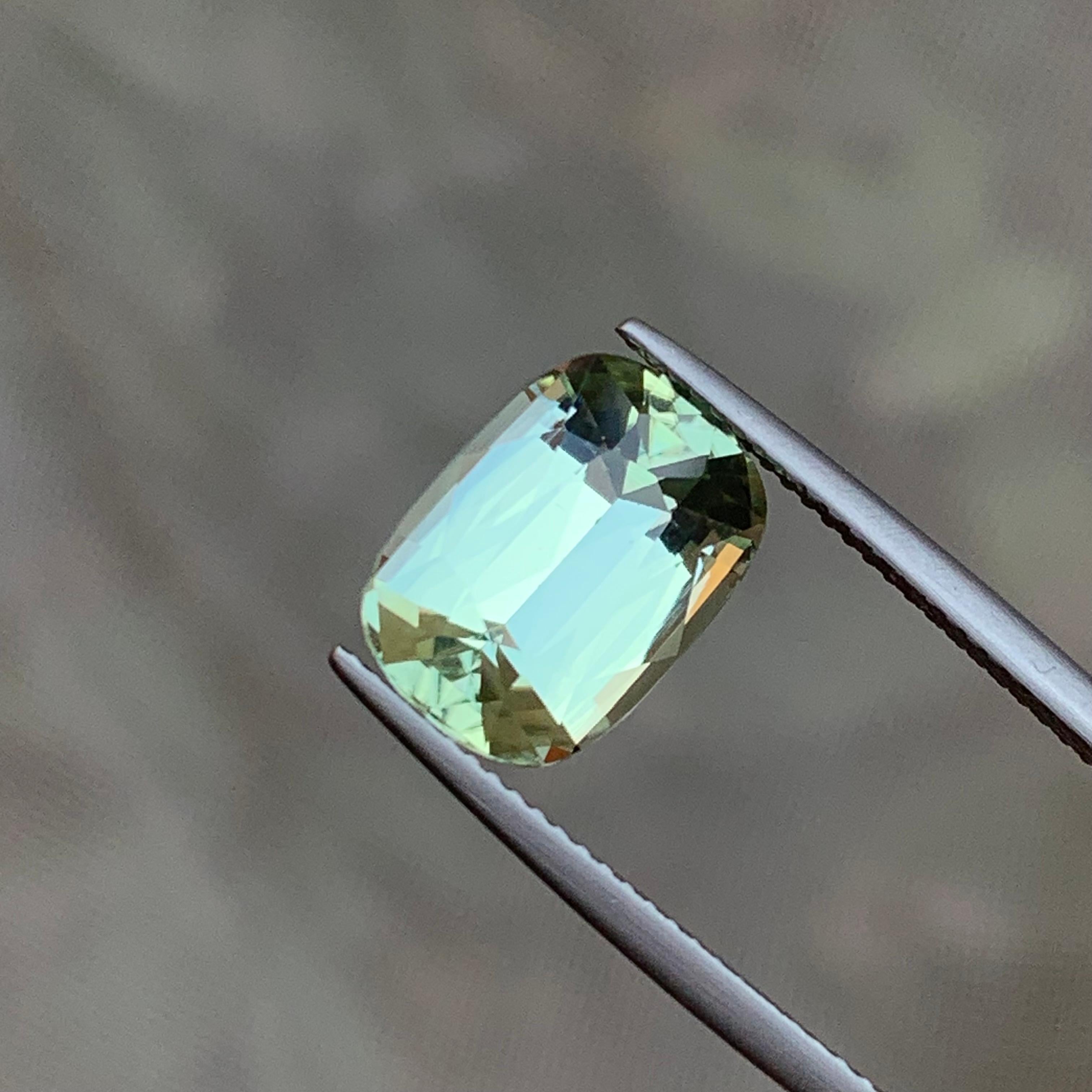 Women's or Men's Pale Green Natural Tourmaline Gemstone 5.35 Ct Step Cushion Cut for Ring/Pendant For Sale