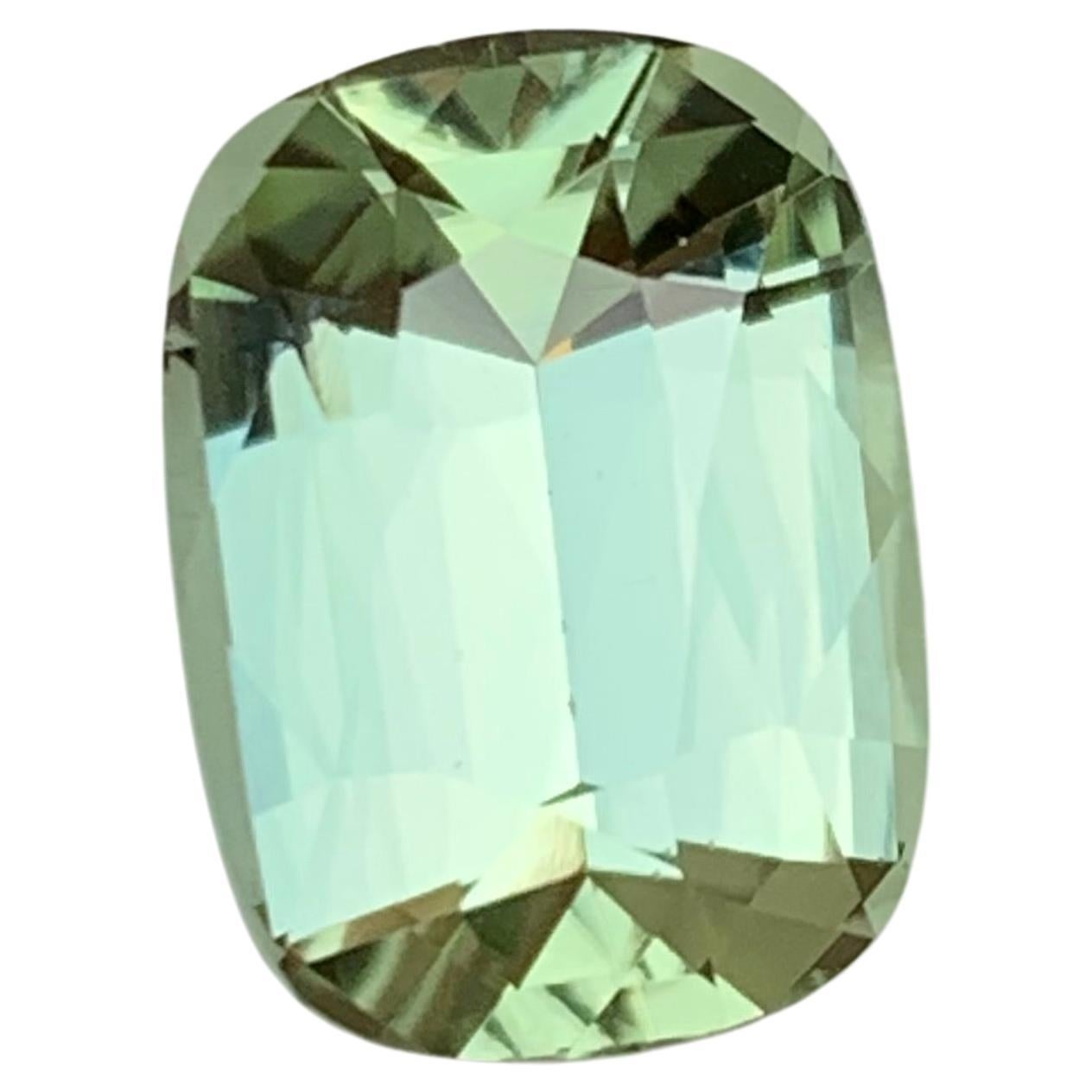Pale Green Natural Tourmaline Gemstone 5.35 Ct Step Cushion Cut for Ring/Pendant For Sale