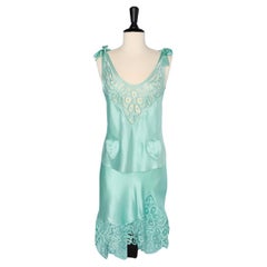 Ensemble aus blassgrünem Seidenseiden-Kleidung mit durchsichtiger Büste Lolita Lempicka 