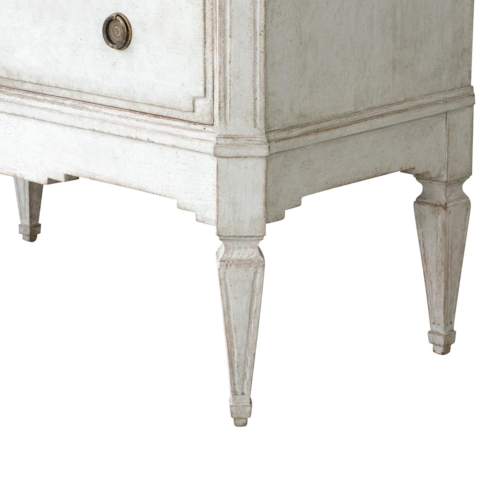 Wood Pale Grey Gustavian Style Pair of Commodes, Sweden, 19th Century