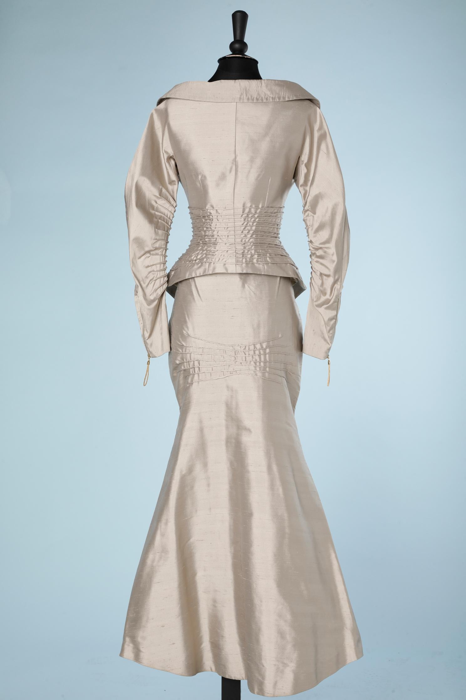 Pale grey silk evening skirt-suit Gianfranco Ferré  For Sale 2