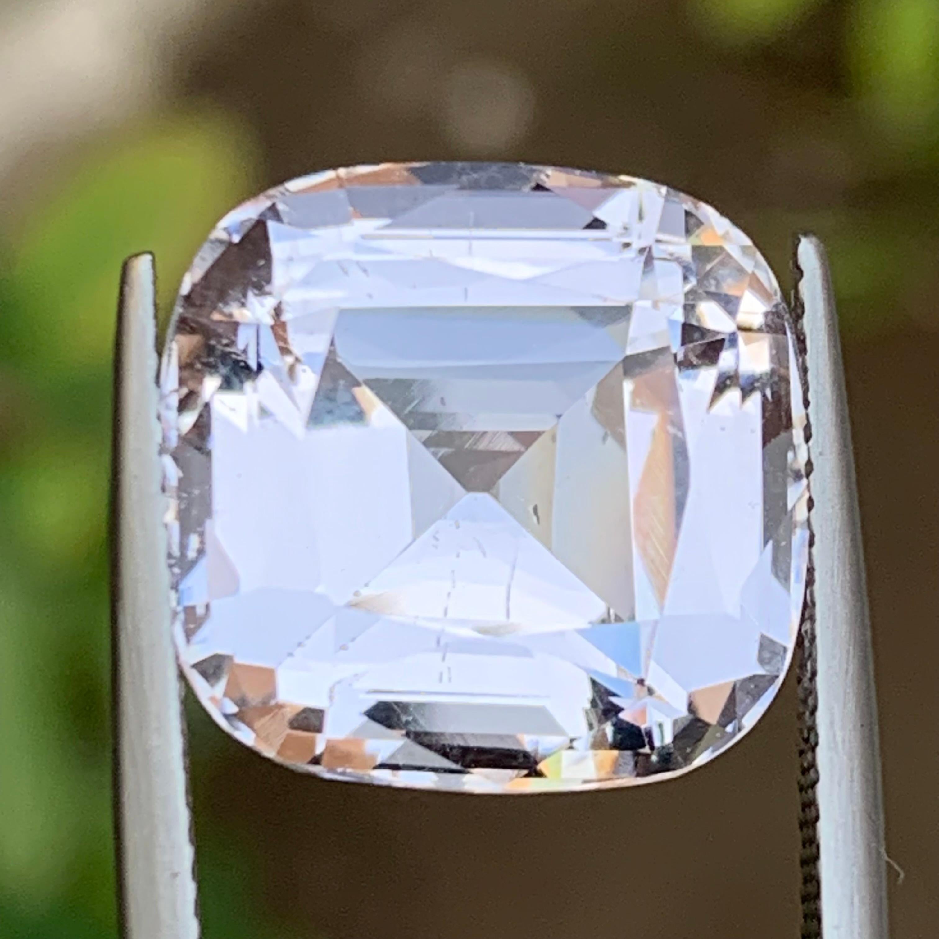 Contemporary Pale Peachy Pink Hue Natural Morganite Pendant, Ring Gemstone 16 Ct Cushion Cut For Sale