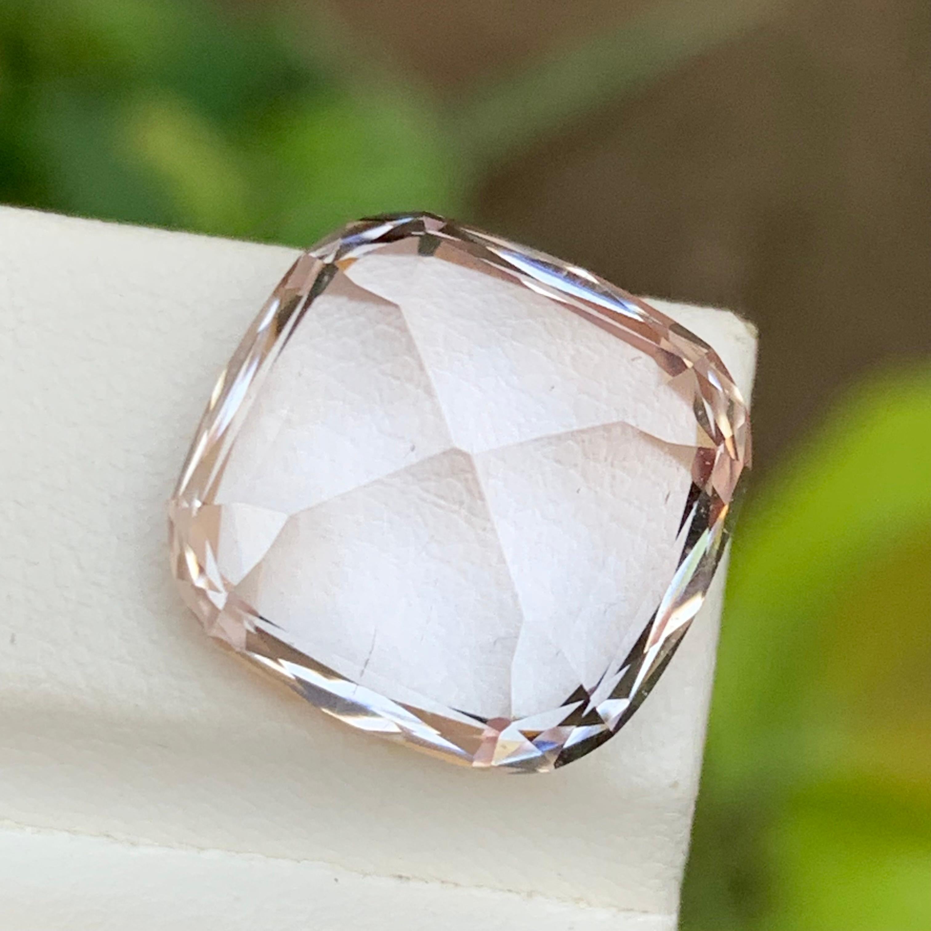 Women's or Men's Pale Peachy Pink Hue Natural Morganite Pendant, Ring Gemstone 16 Ct Cushion Cut For Sale
