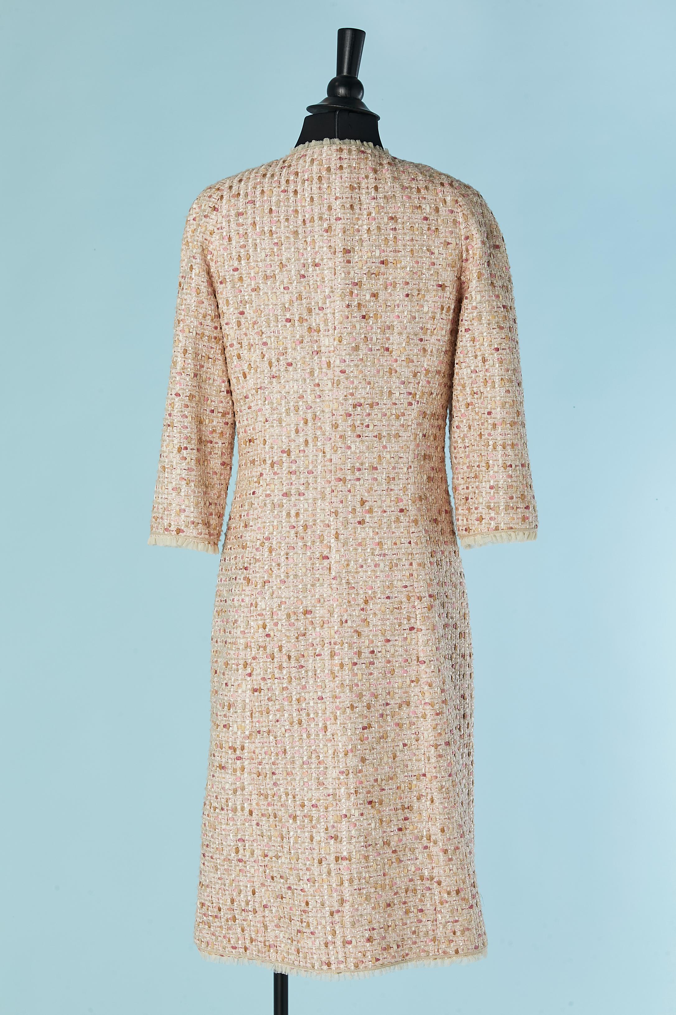 Pale pink and beige tweed single breasted coat with tulle ruffle BILL BLASS NY For Sale 1