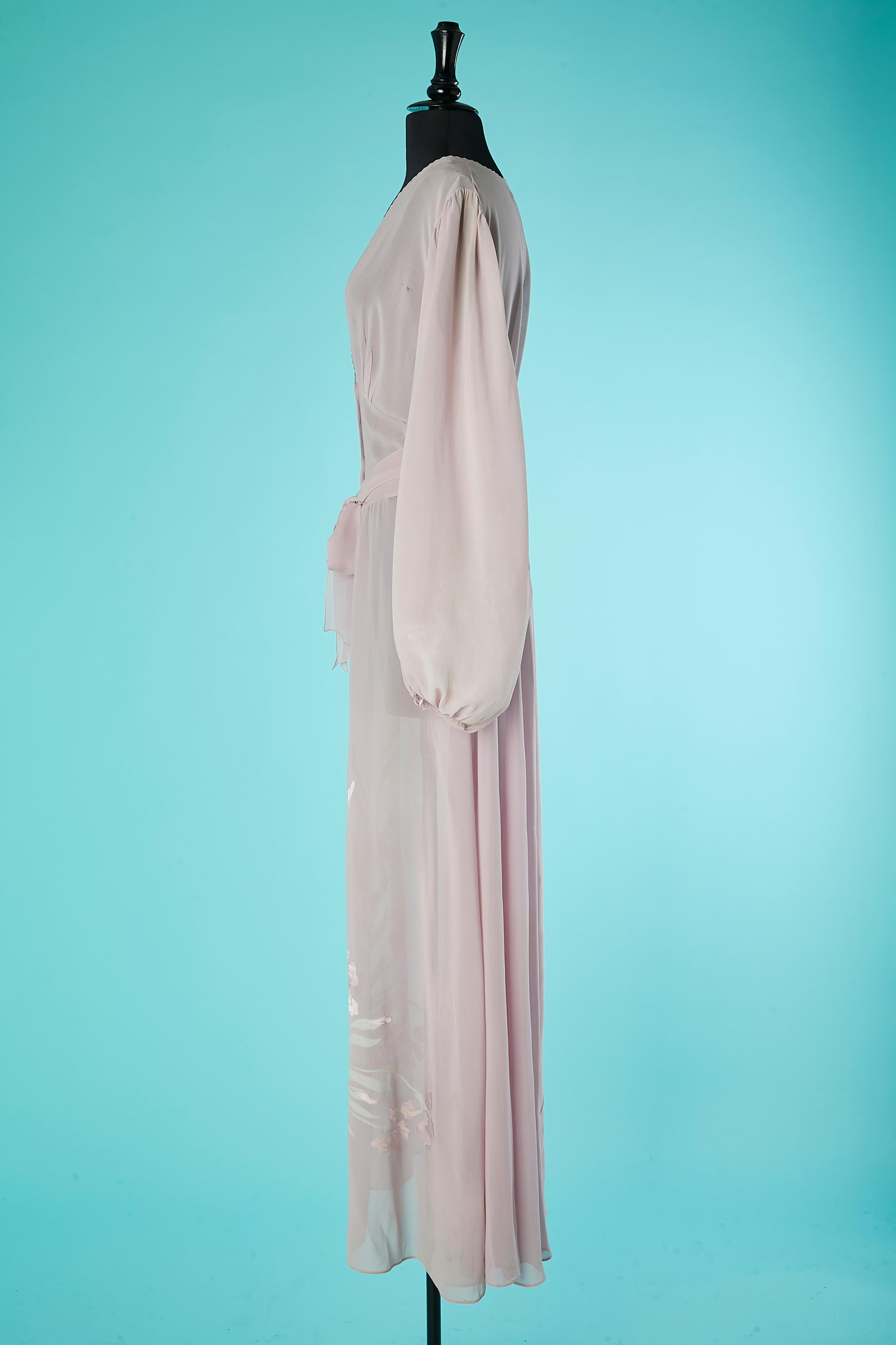 Women's Pale pink chiffon Robe with Iris appliqué Circa 1920