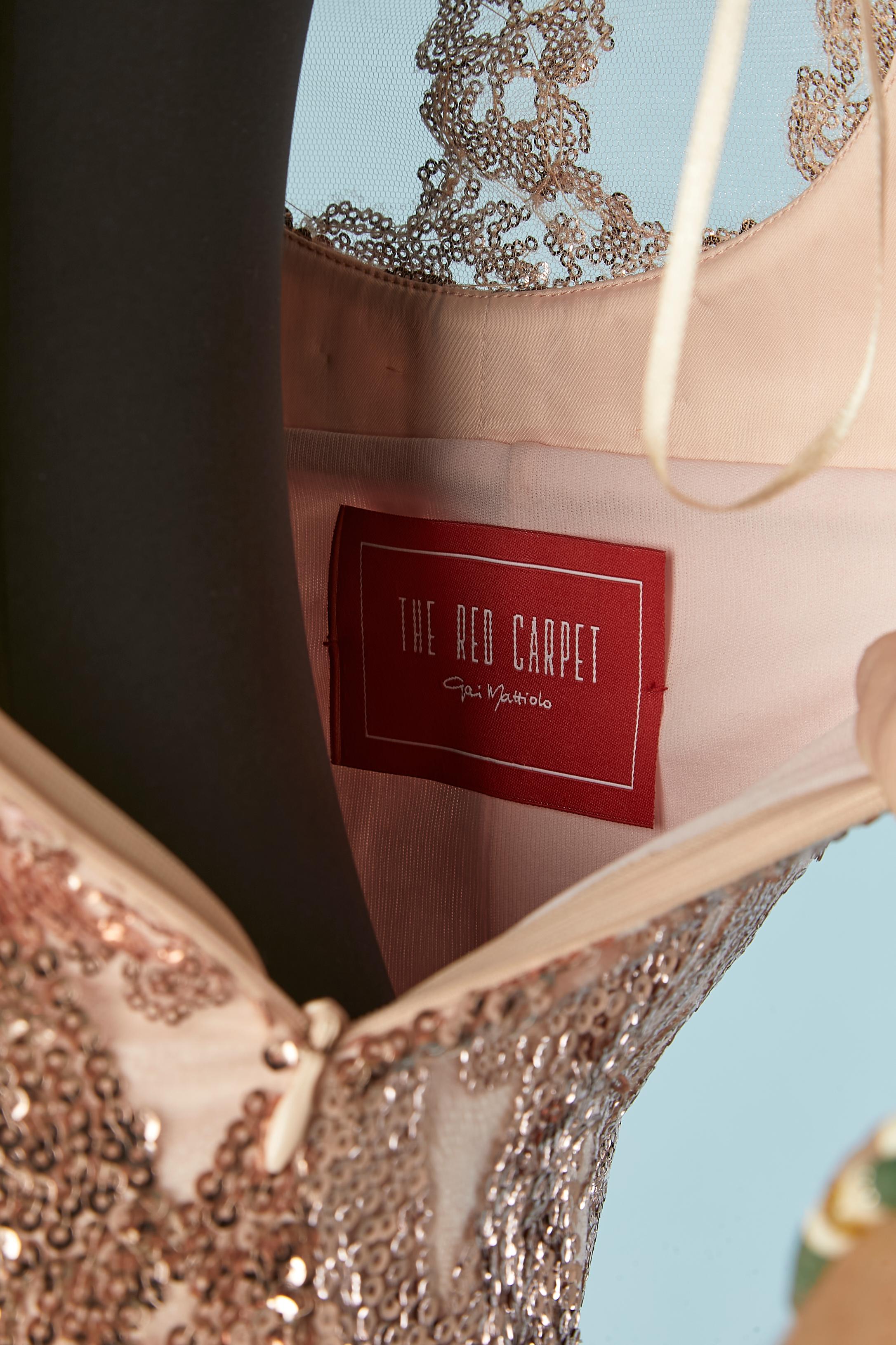Robe de soirée rose pâle à paillettes roses Gai Mattiolo The Red Carpet en vente 5