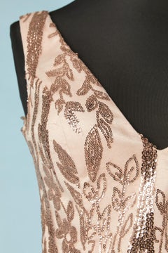 Vestido de noche rosa palo con lentejuelas rosas GAI MATTIOLO La Alfombra Roja