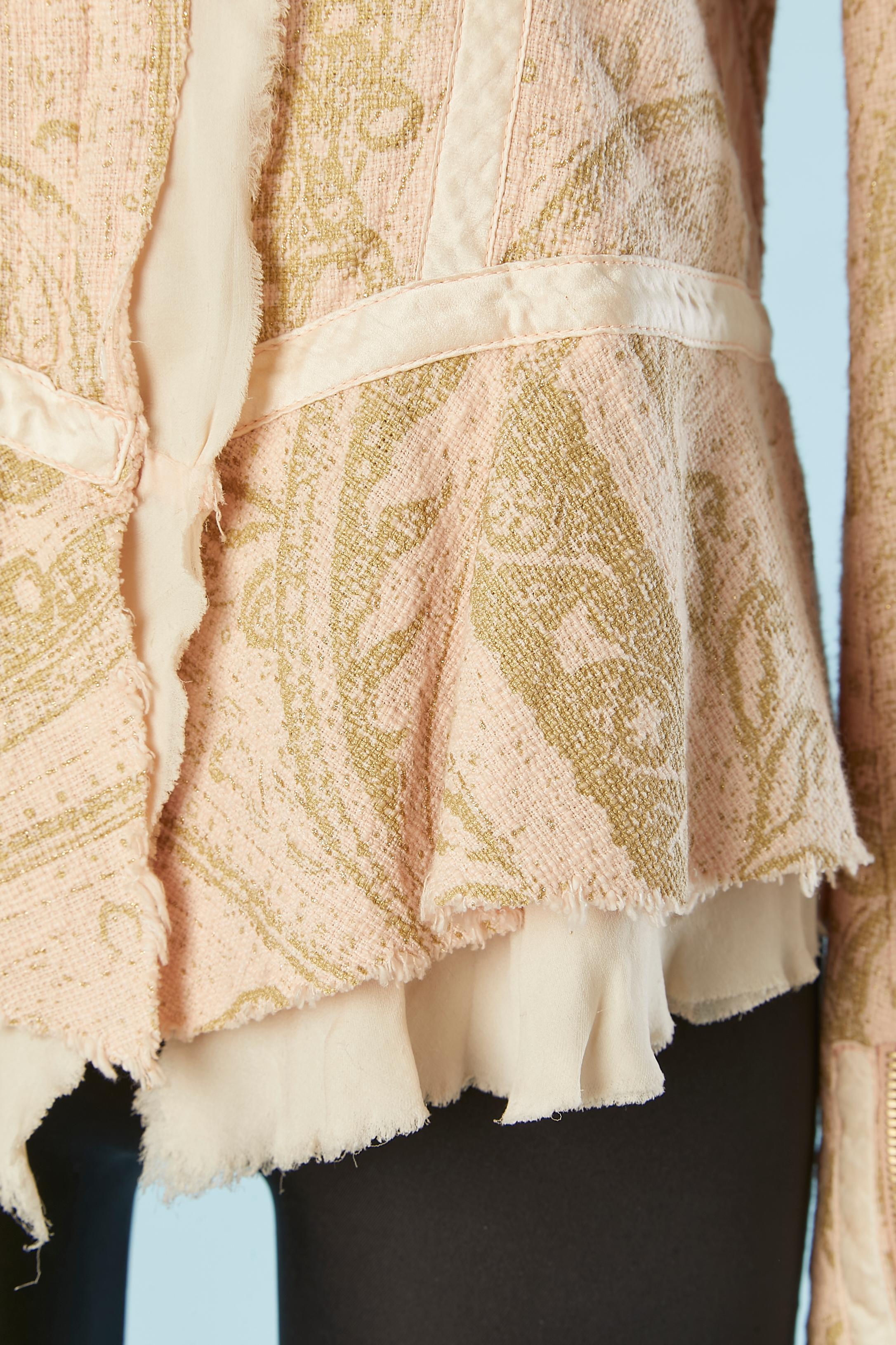 Beige Veste rose pâle avec imprimé doré et fermeture éclair sur le devant Roberto Cavalli en vente