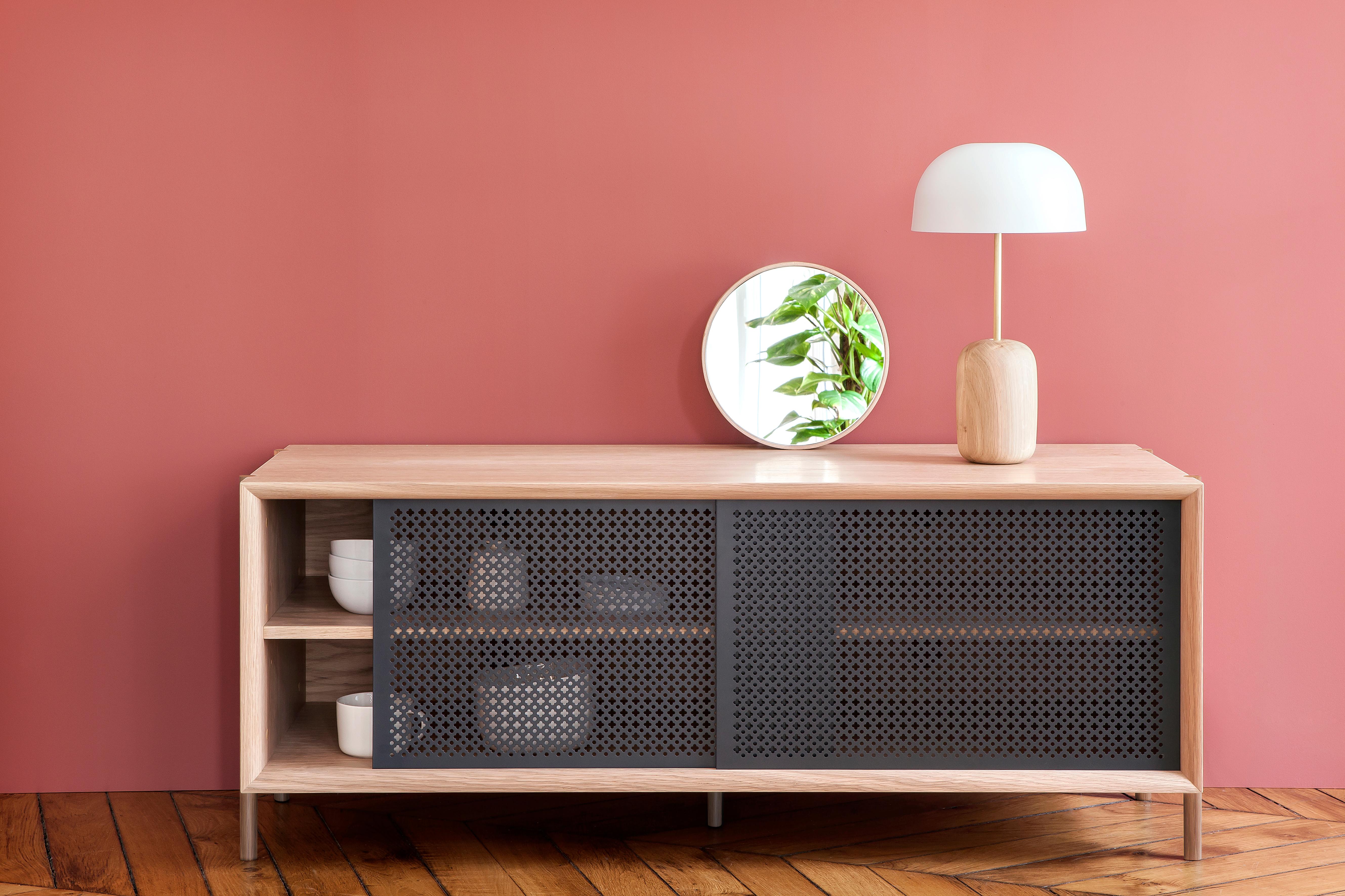 Pantalla rosa pálido Lámpara de mesa Nina by HARTO en Nuevo estado para la venta en Geneve, CH