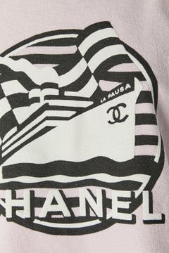 Bedrucktes Teehemd „La Pausa“ CHANEL Cruise 2018/2019 in Blassrosa