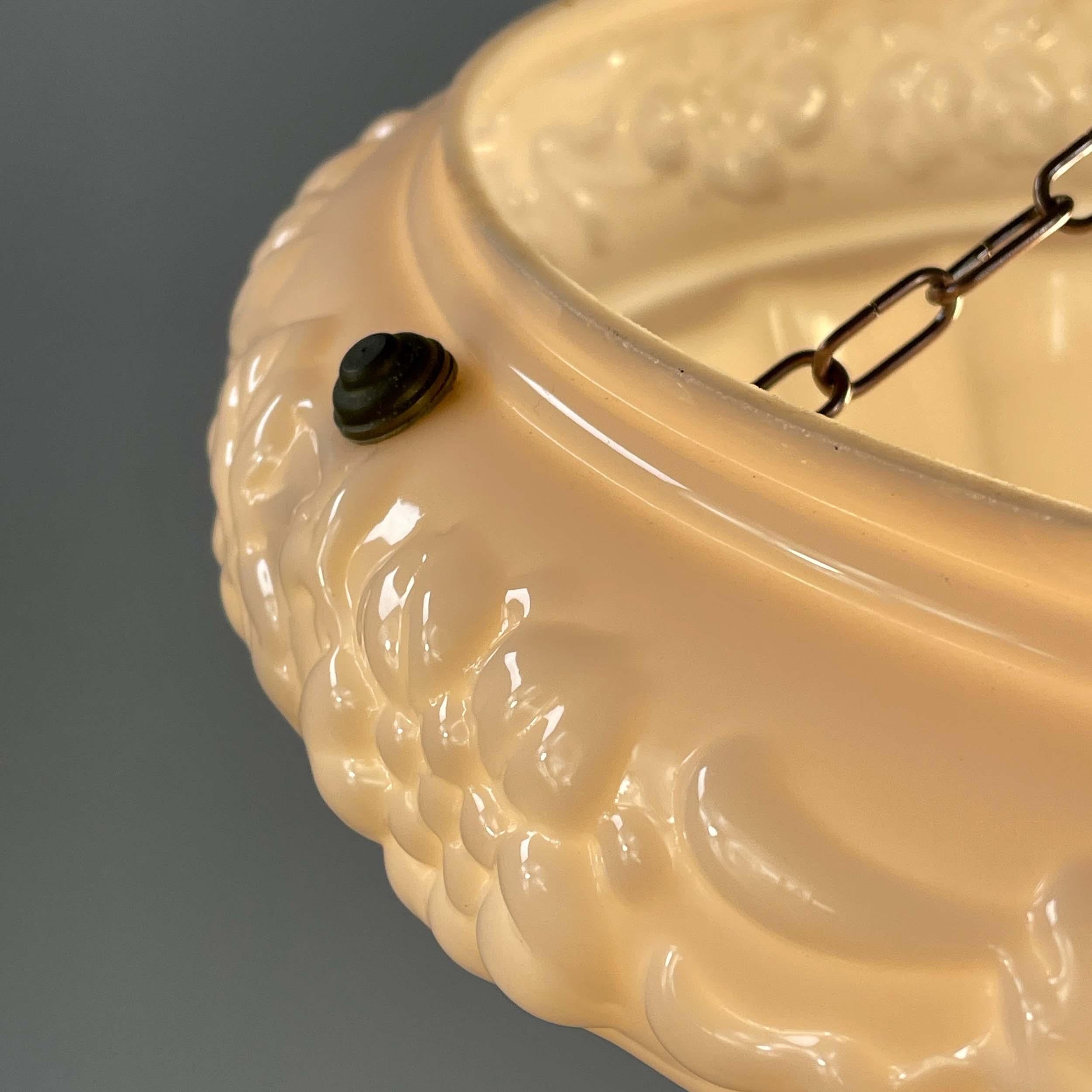 Colgante de vidrio jaspeado rosa pálido, Suecia Años 20 a 30 en venta 3