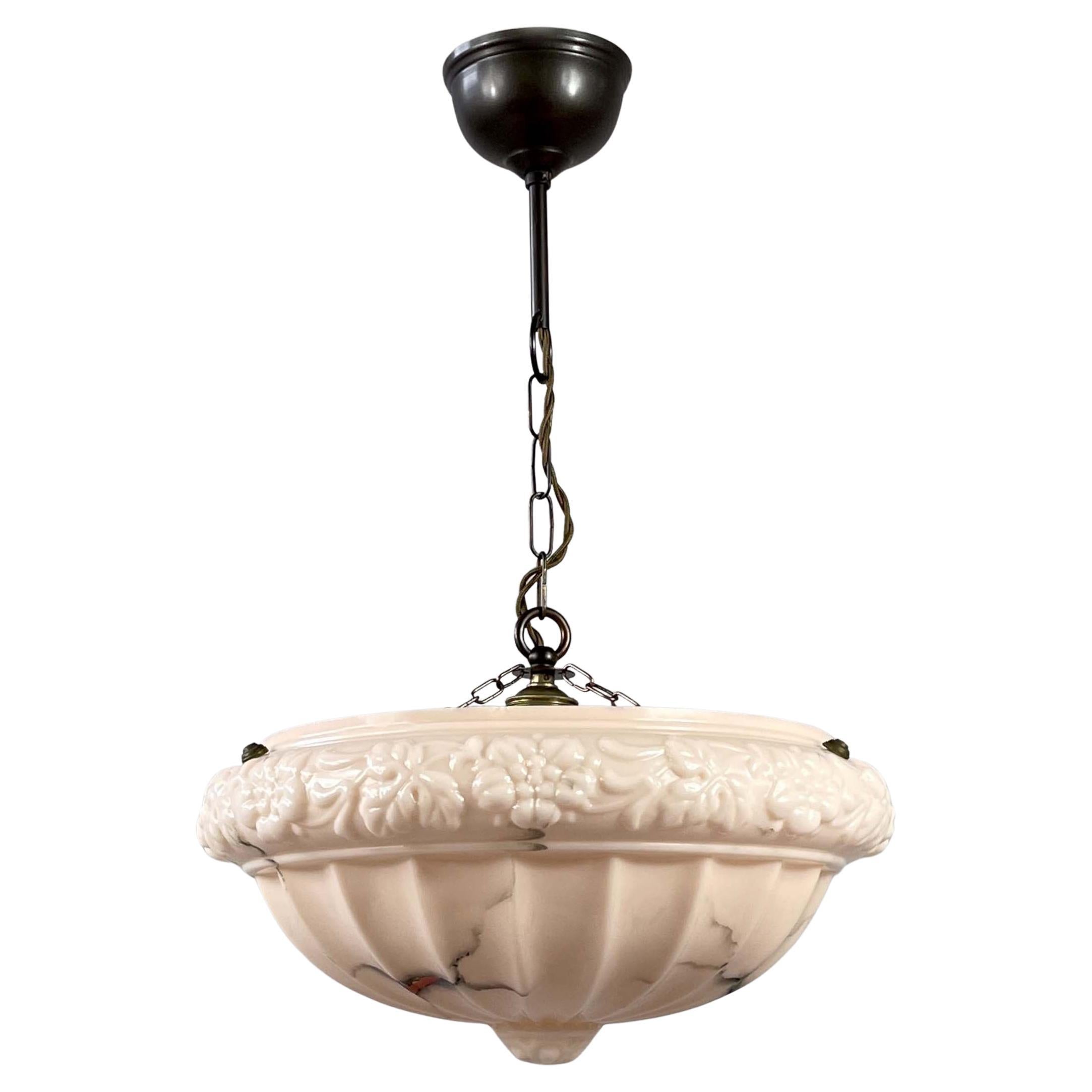 Colgante de vidrio jaspeado rosa pálido, Suecia Años 20 a 30