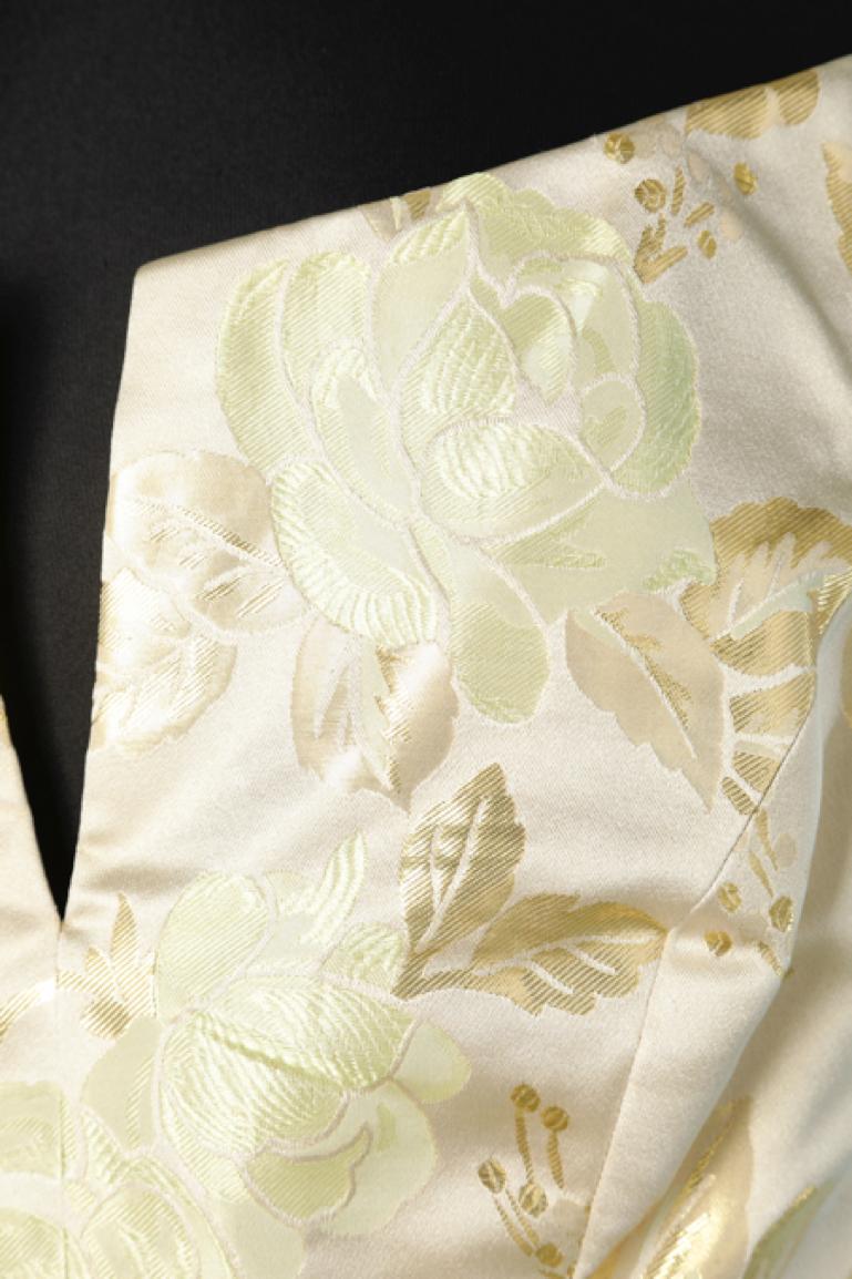Pale yellow and grey silk brocade cocktail dress with flower pattern. Boned. 
SIZE 36 (S)  
