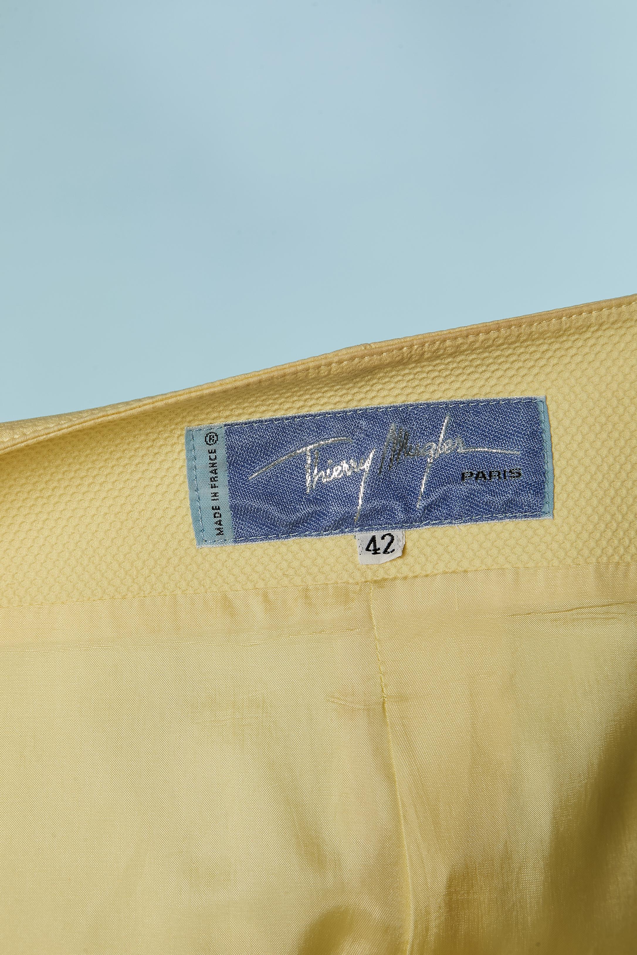 Combinaison jupe en piqué de coton jaune pâle avec découpes THIERRY MUGLER en vente 2