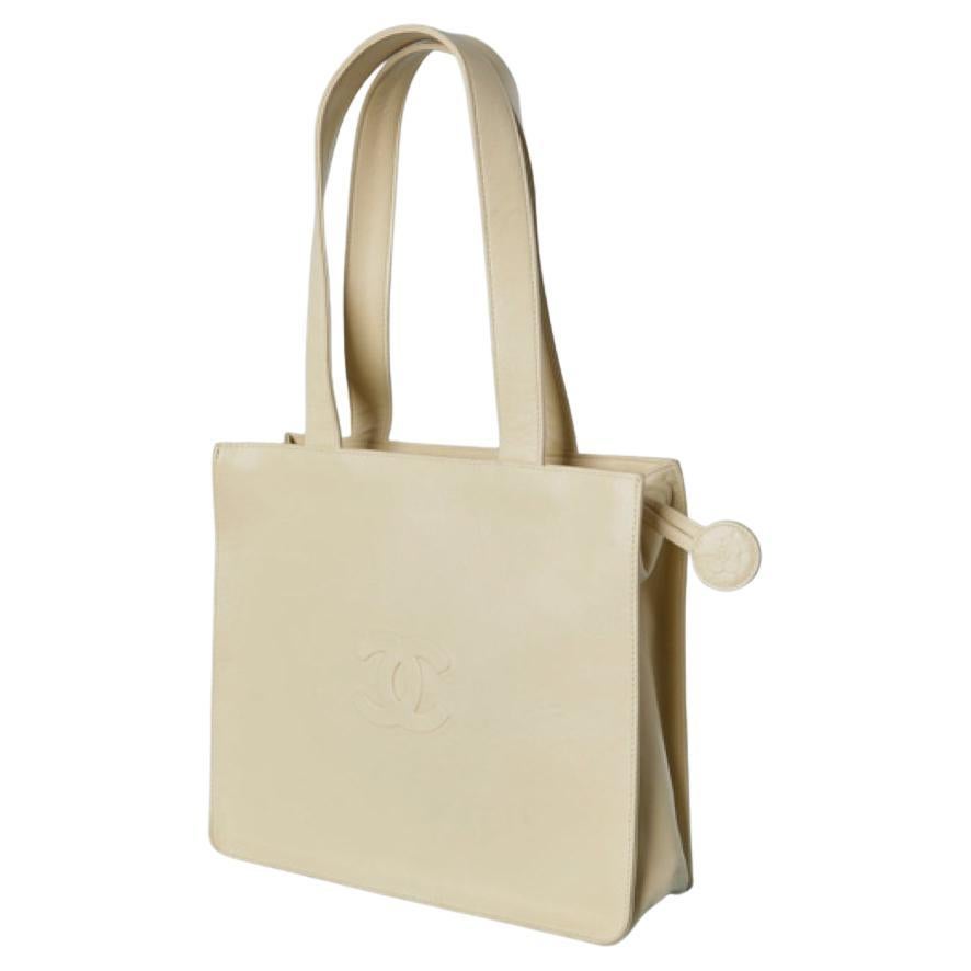 Tory Burch Pale Yellow Pebbled Leather Crossbody & Hand Bag Snap Closure  Bag — Labels Resale Boutique
