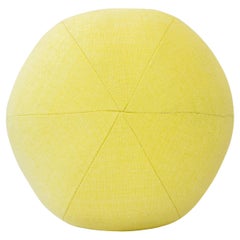 Cuscino a sfera in lino giallo pallido