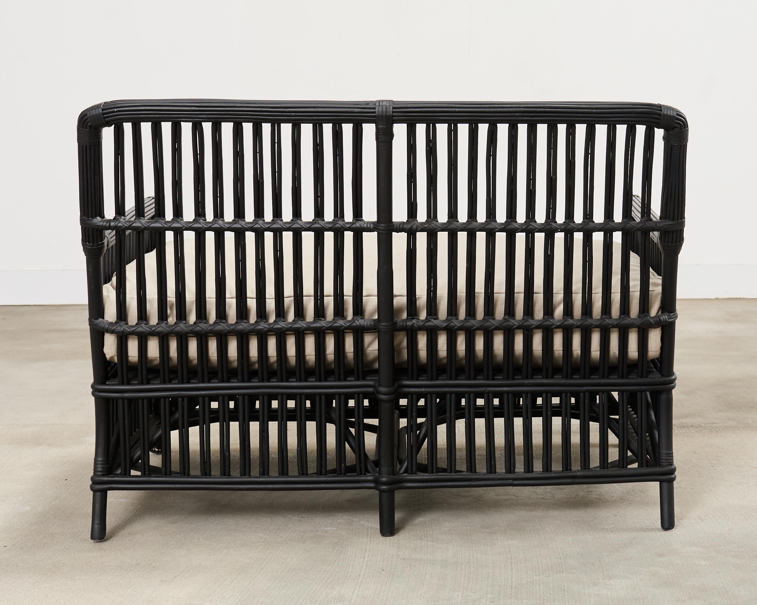 Palecek Art Deco Stil Rattan Bleistift Reed Settee im Angebot 7