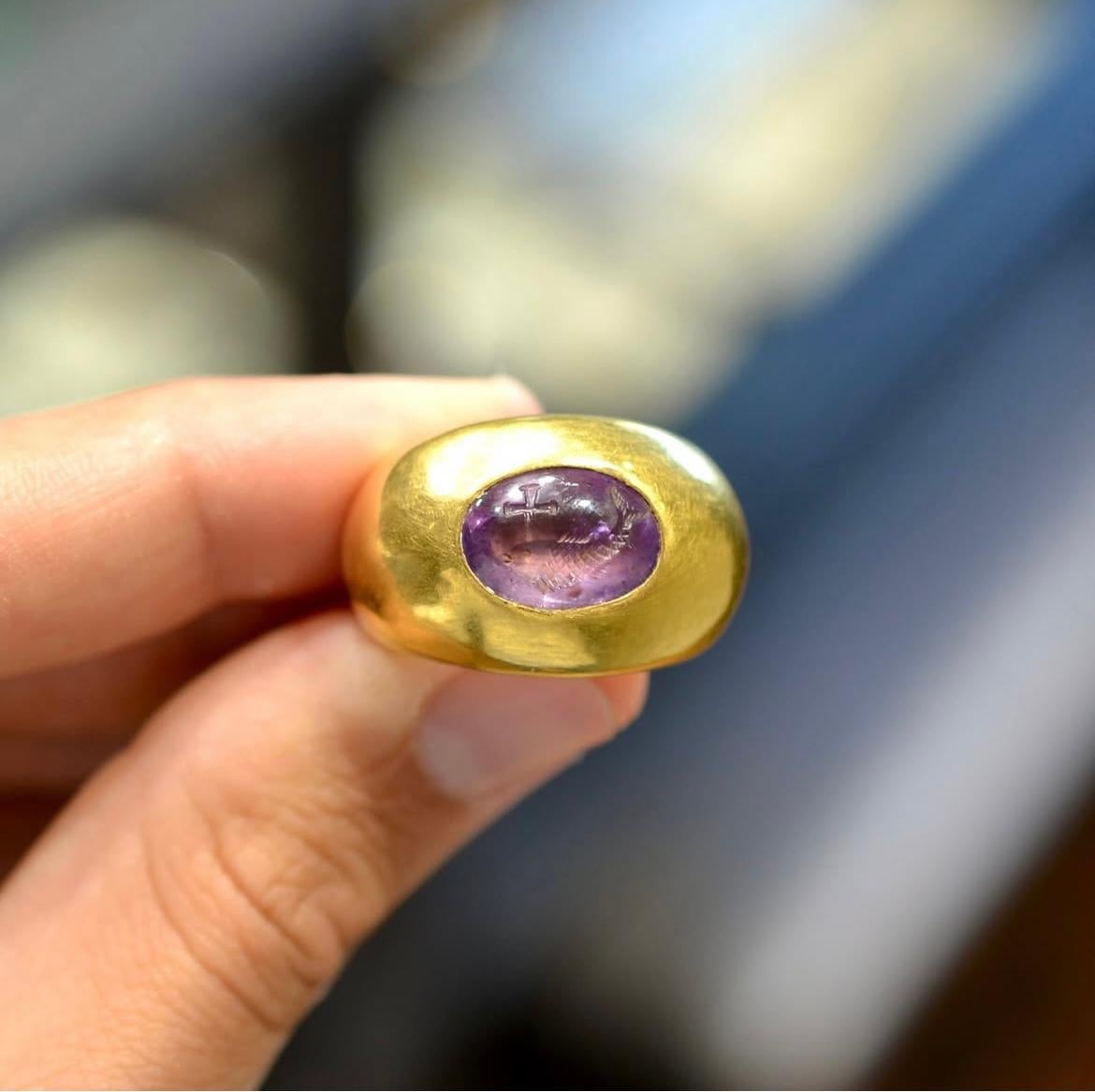 da uomo o donna Anello paleocristiano in oro 22kt con incisione di ametista del IV secolo d.C. in vendita