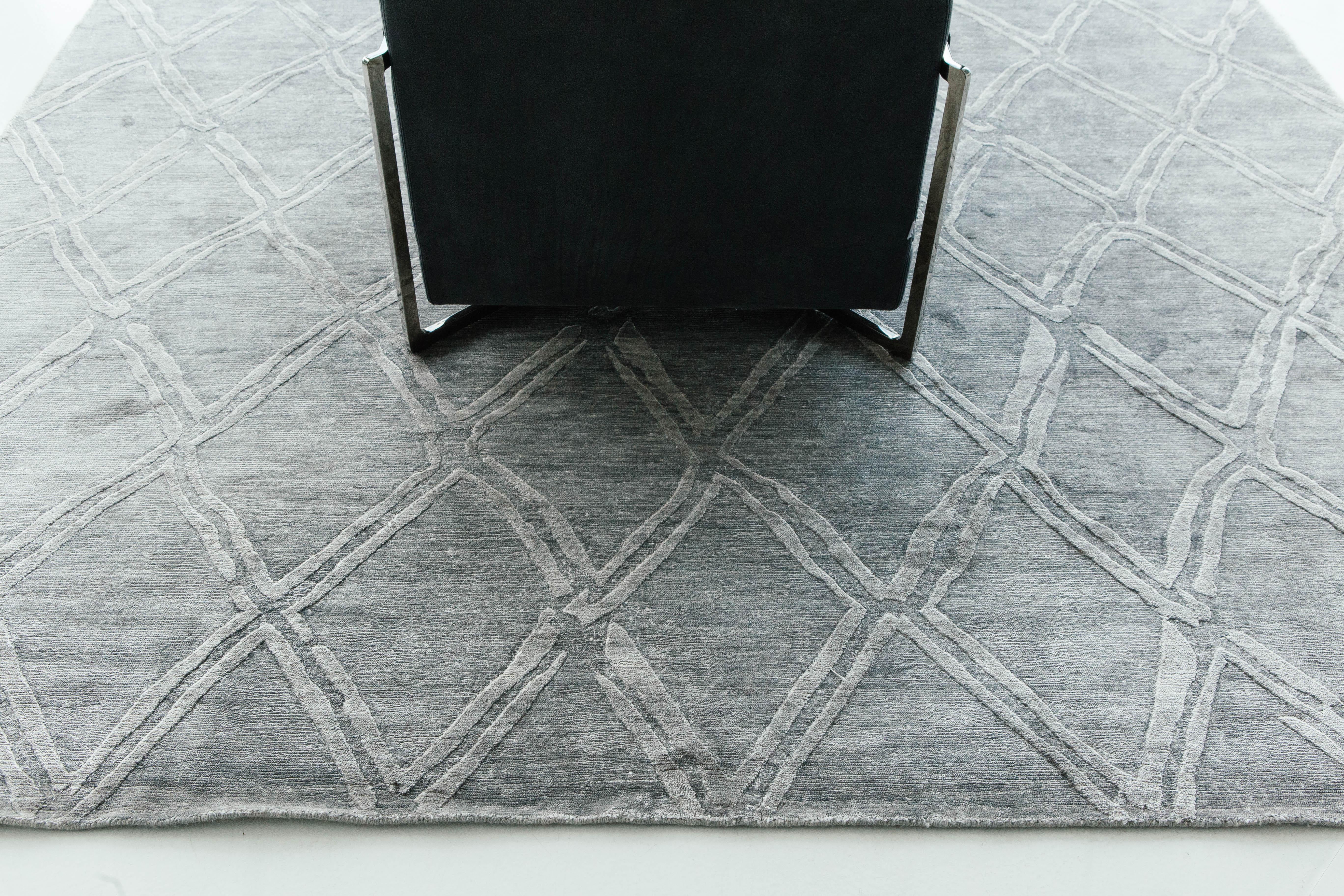 Contemporary 'Palisade' Modern Design Bamboo Silk Rug For Sale