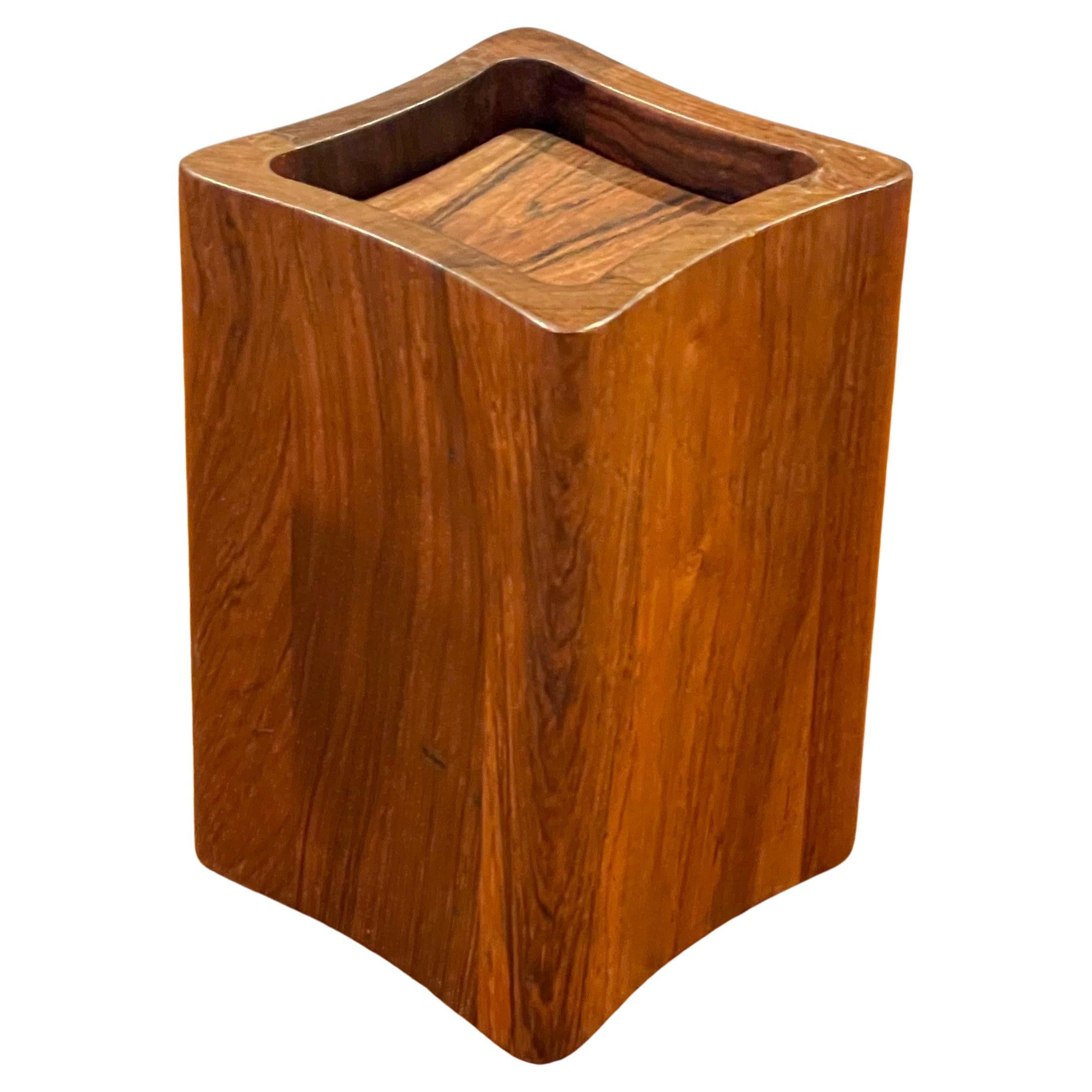  Boîte/ Humidificateur en palissandre et bois de rose de Jens Quistgaard pour Dansk Rare Woods en vente