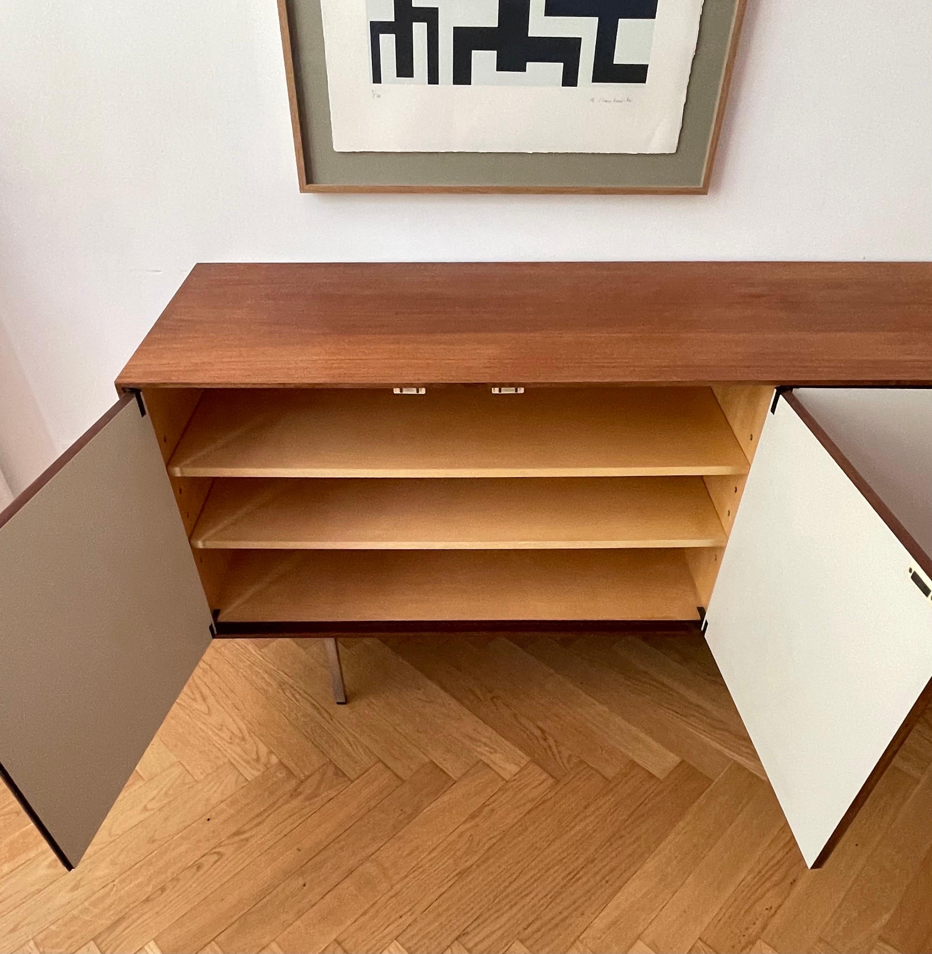 Palisander-Sideboard 114 von Florance Knoll, 1940er Jahre im Angebot 4