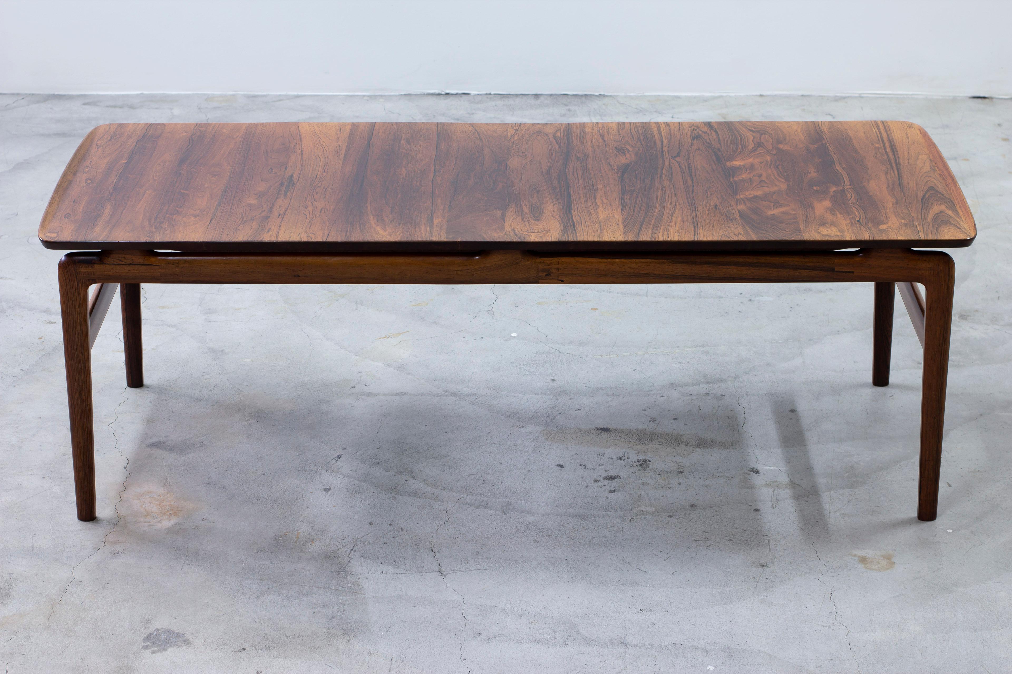 Scandinavian Modern Palisander sofa table by Peter Hvidt & Orla Mølgaard Nielsen. France & Søn For Sale