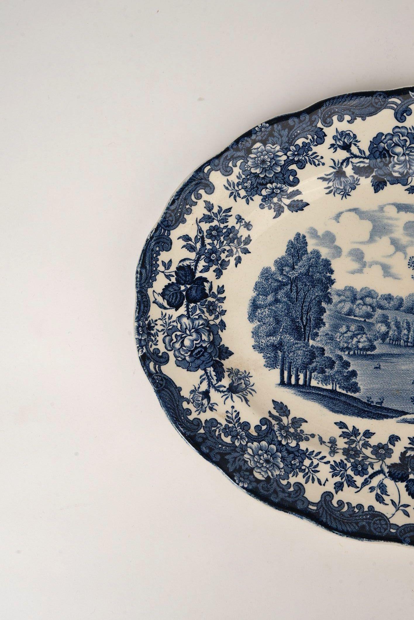 Anglais Plat ovale bleu et blanc 