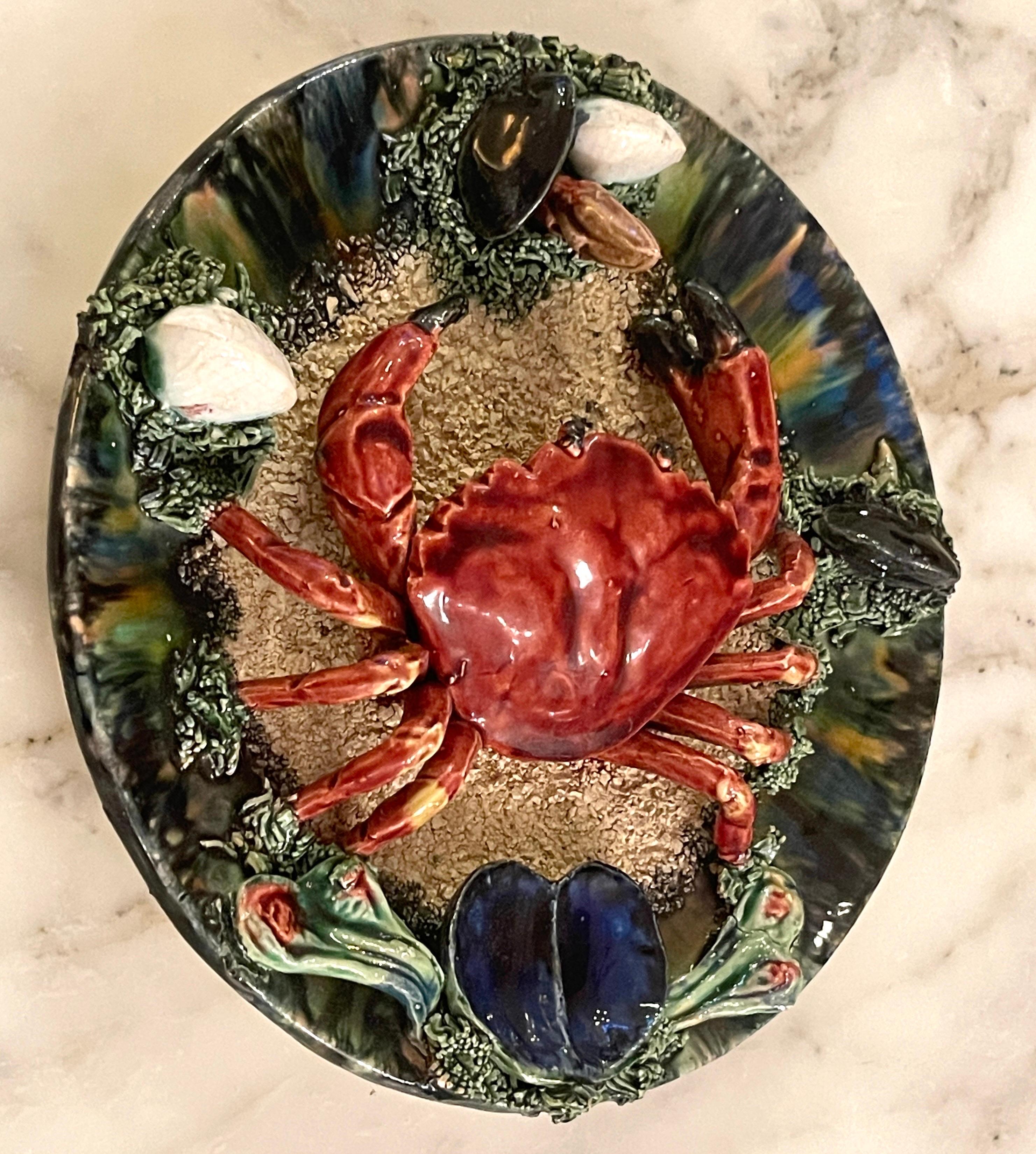 Palissy Style Majolica Crab Motif Plate, Portugal, C. 1940s For Sale 2