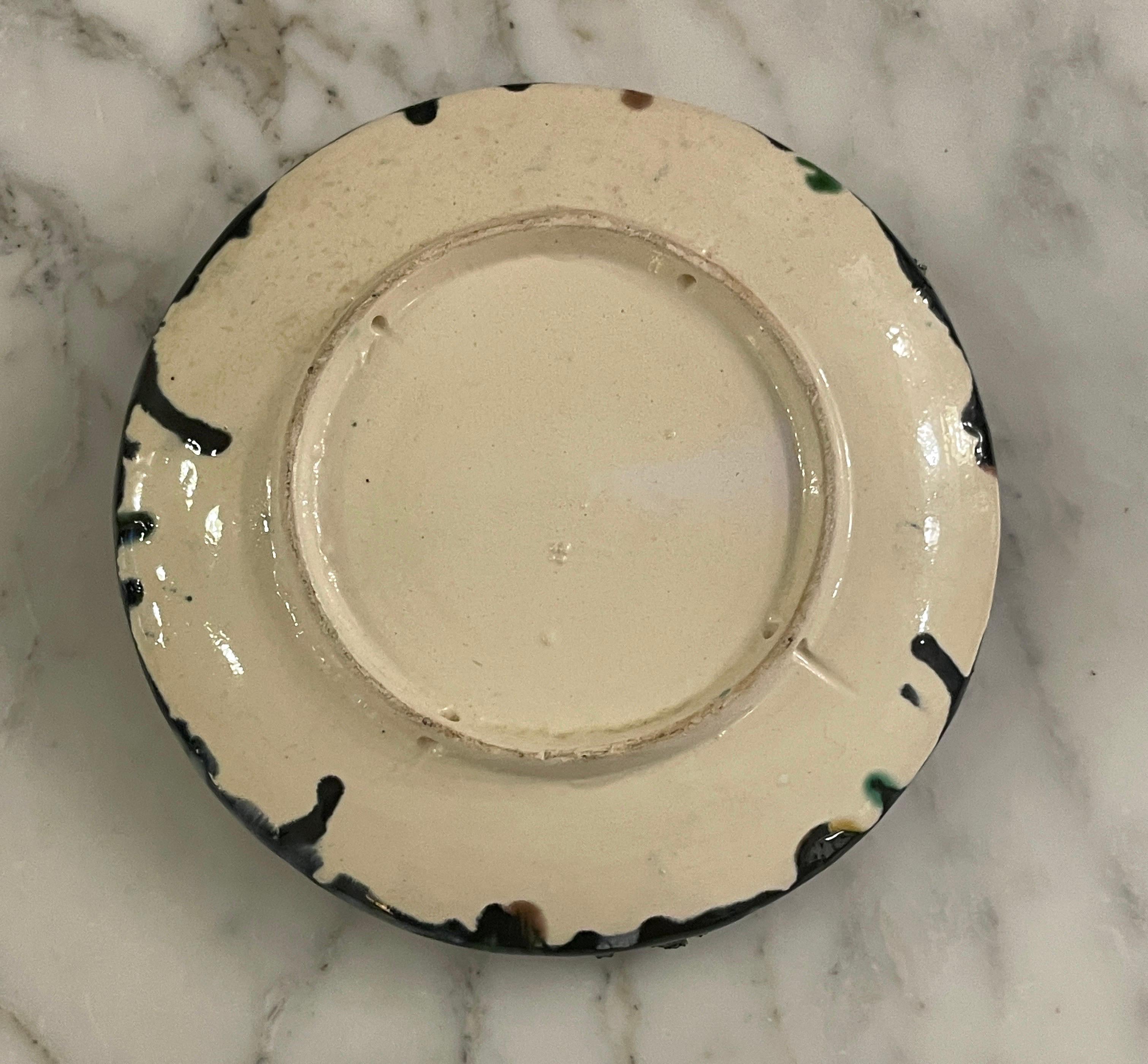 Palissy Style Majolica Crab Motif Plate, Portugal, C. 1940s For Sale 3