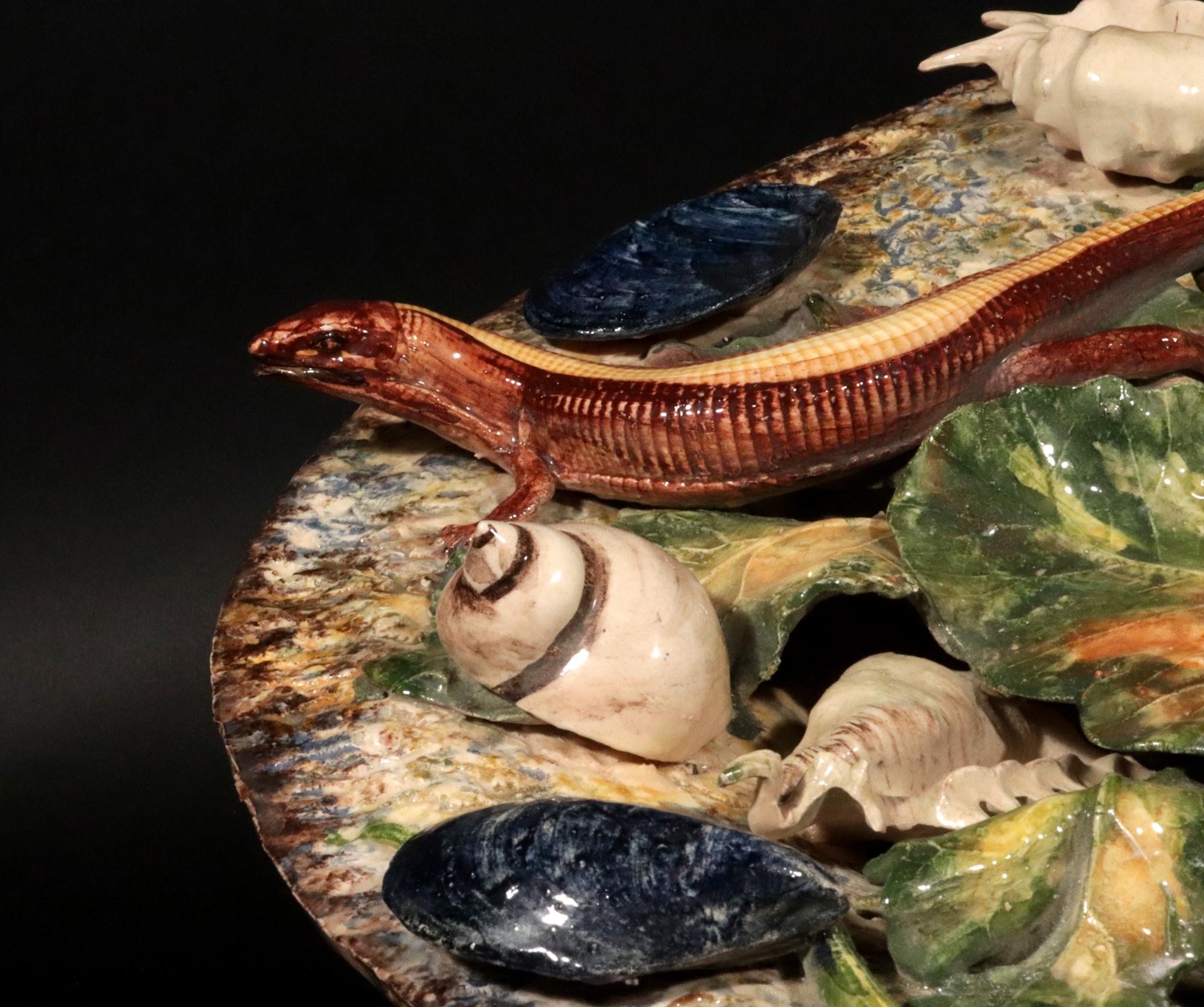 Caricatore Trompe L'Oeil in ceramica maiolica Palissy Ware di Christine Viennet in vendita 5