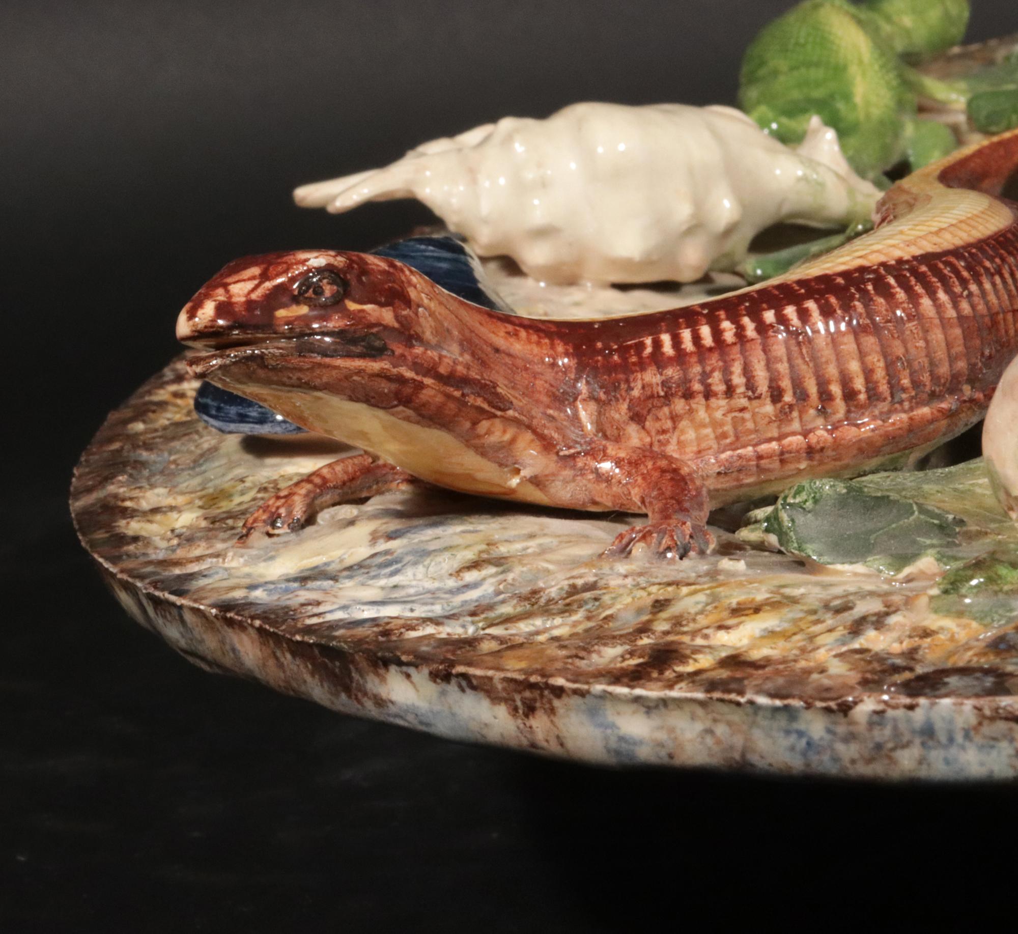 Caricatore Trompe L'Oeil in ceramica maiolica Palissy Ware di Christine Viennet in vendita 6