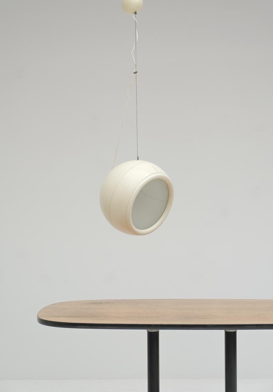 Moderne Lampe Pallade moderne blanche de Studio Tetrarch pour Artemide en vente