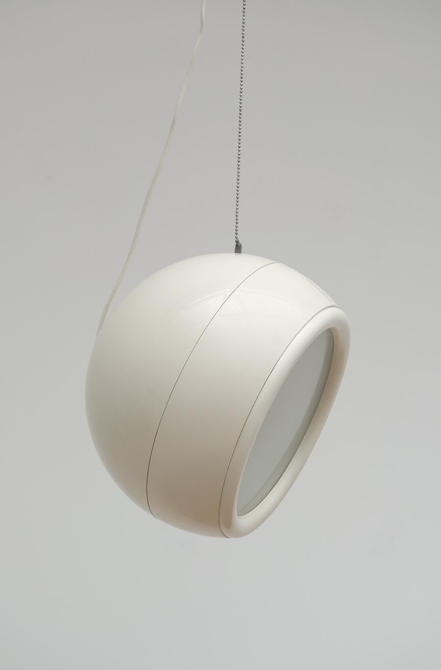 Milieu du XVIIe siècle Lampe Pallade moderne blanche de Studio Tetrarch pour Artemide en vente