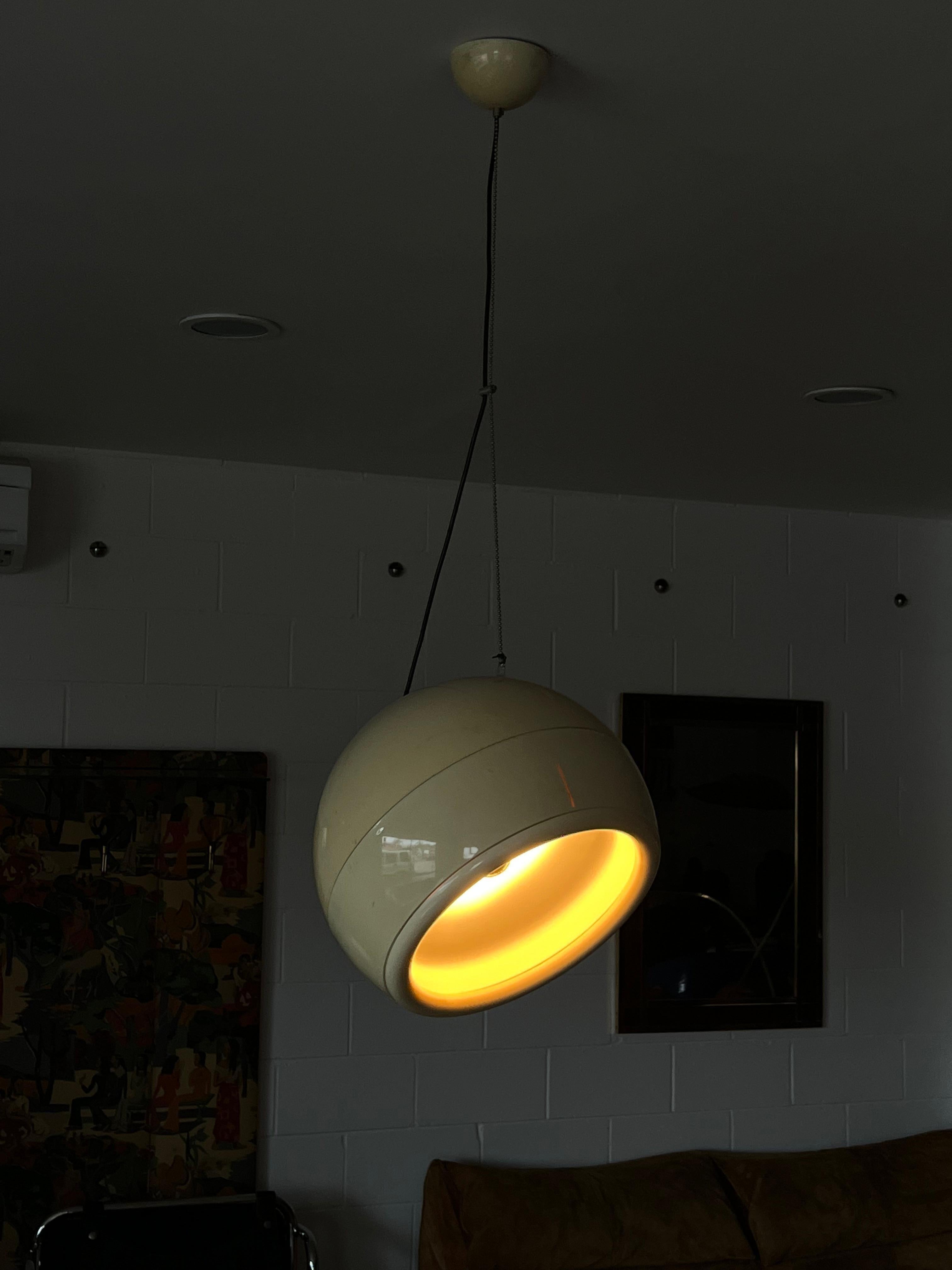 Milieu du XXe siècle Lampe à suspension en pallade de Studio Tetrarch pour Artemide  en vente