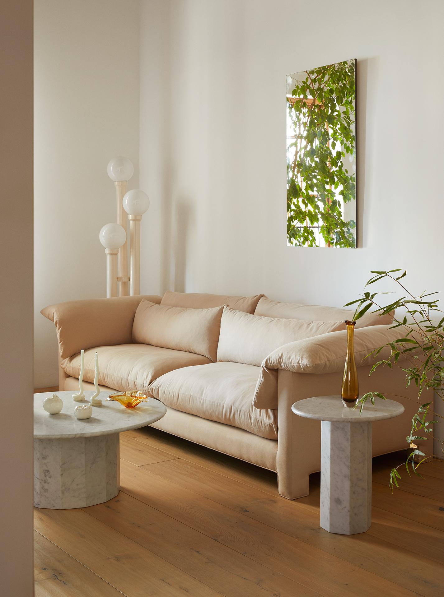 The Palladian table exemplifies Kasteel's commitment to elevating simplicity. Its versatility, pure silhouette, elegant proportions, and striking texture make it suitable for a wide range of applications and settings. Crafted with a design driven
