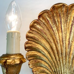 Palladio Italian Gilt Wooden Shell Wall Light, 1960s