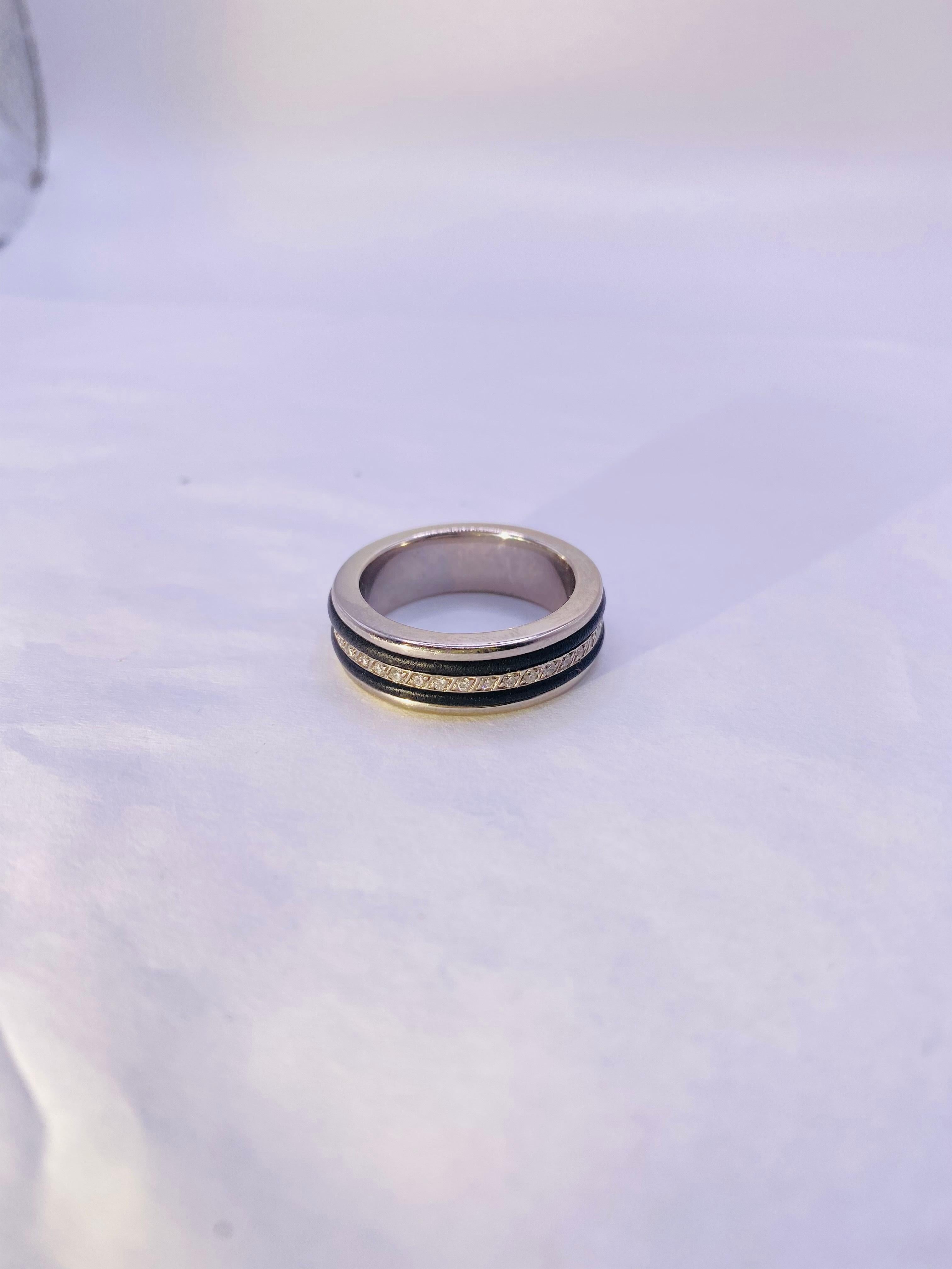 Moritz Glik 18K White Gold Palladium Ring with Grey and White Diamond Round  Shaker – Peridot Fine Jewelry