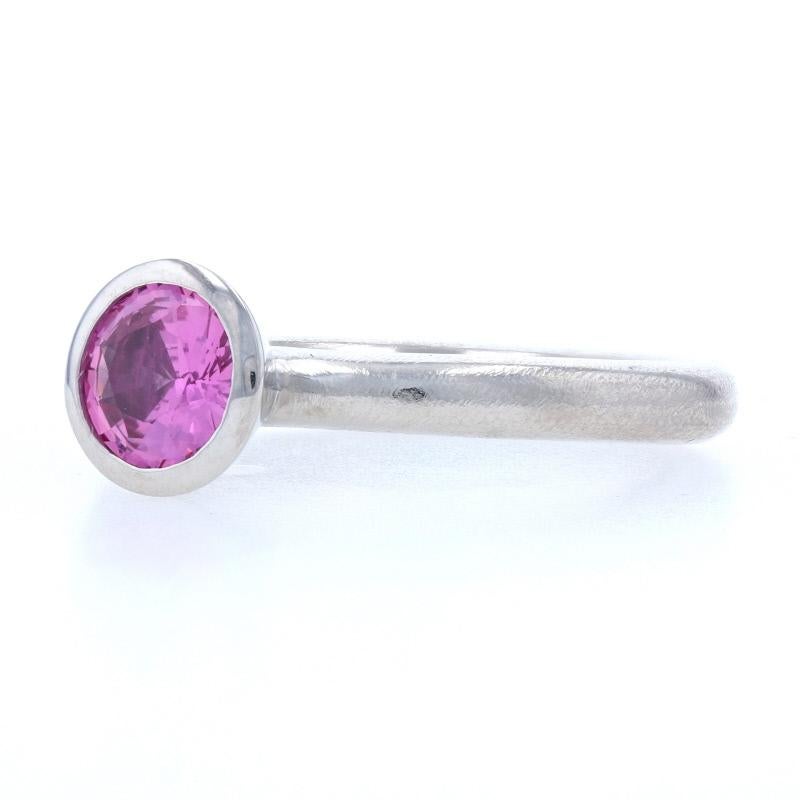 Palladium Pink Sapphire Solitaire Ring, Round Cut 1.40 Carat Engagement In Excellent Condition For Sale In Greensboro, NC